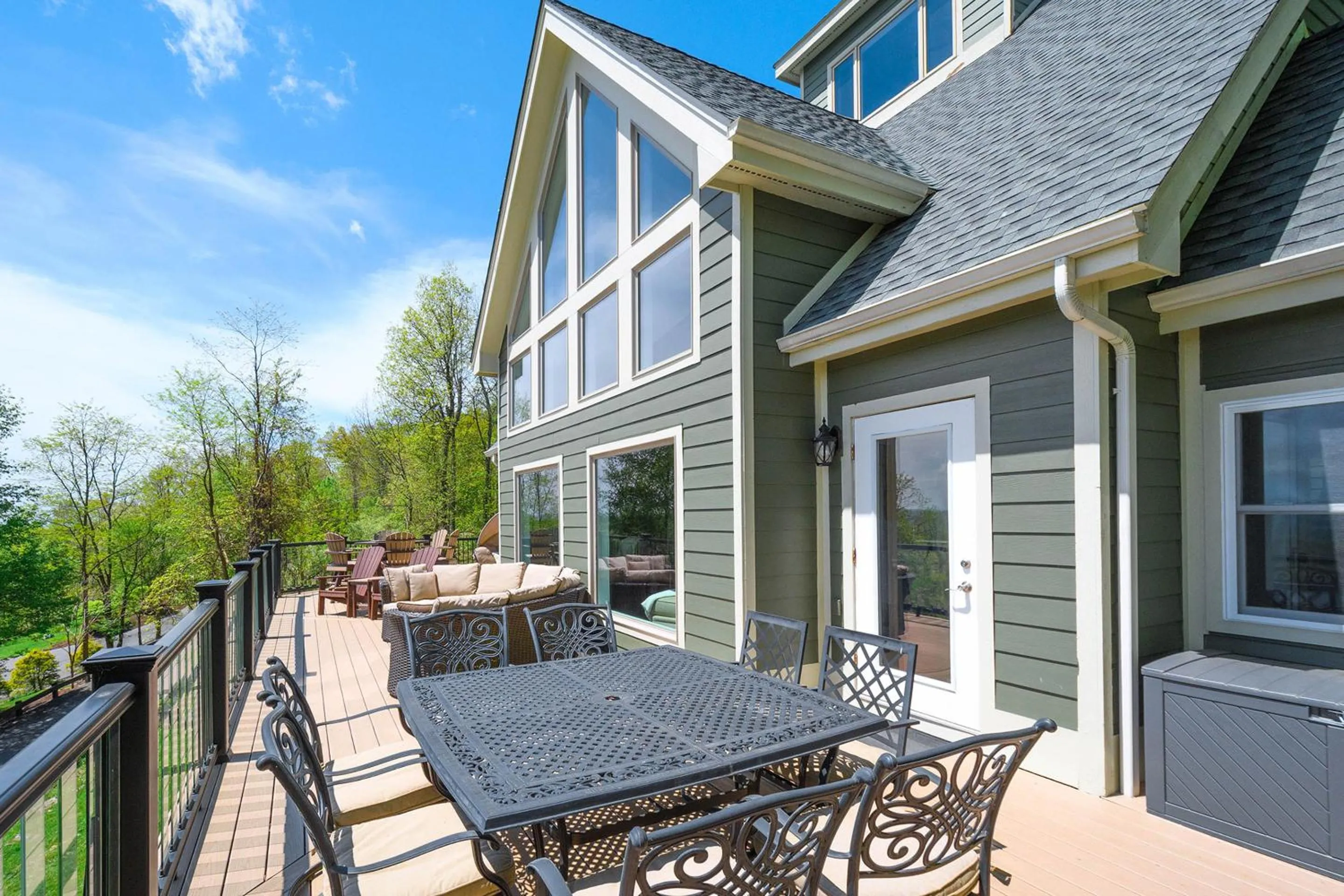 Property building in La Bella Vita