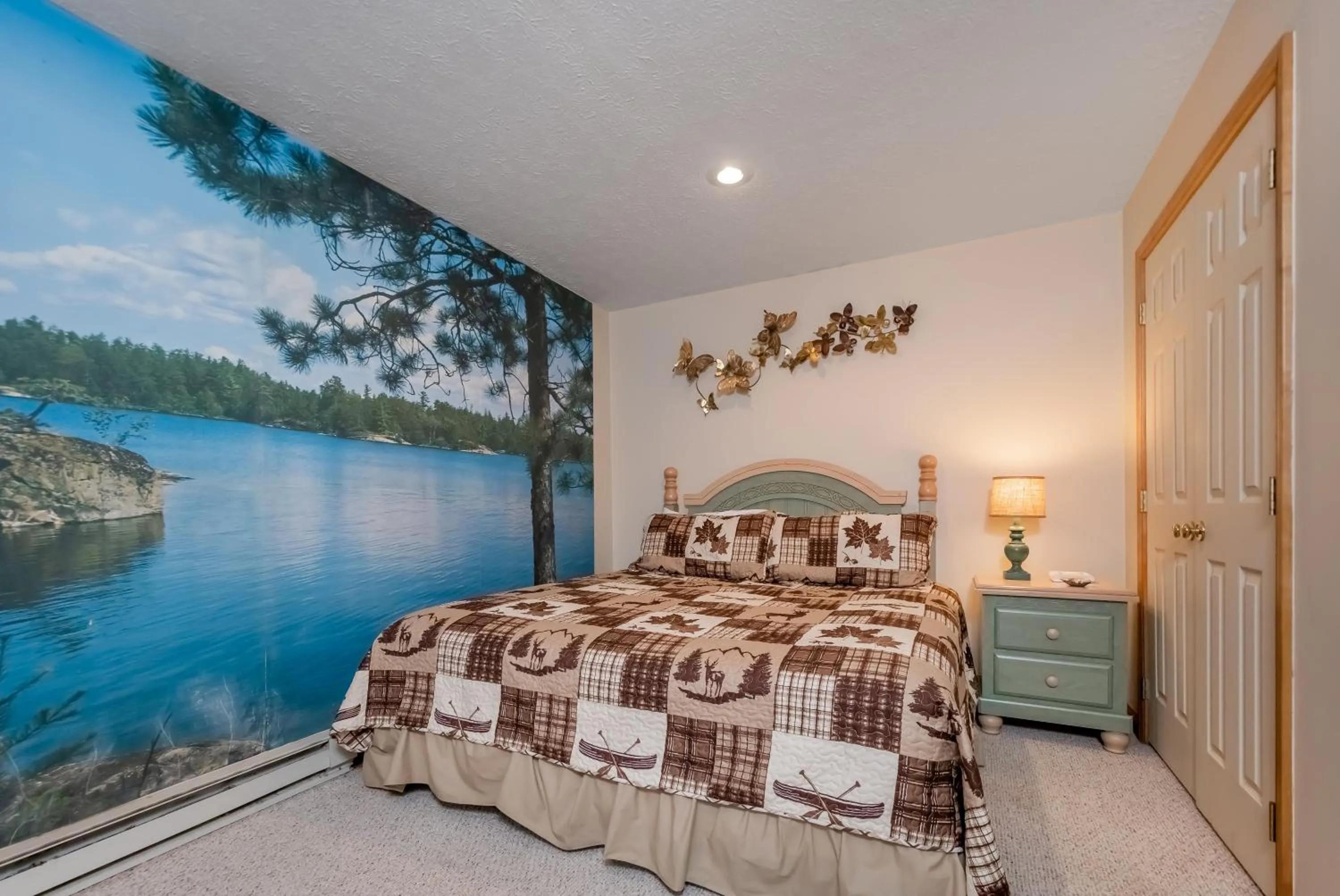 Property building, Bed in Heart and Soul