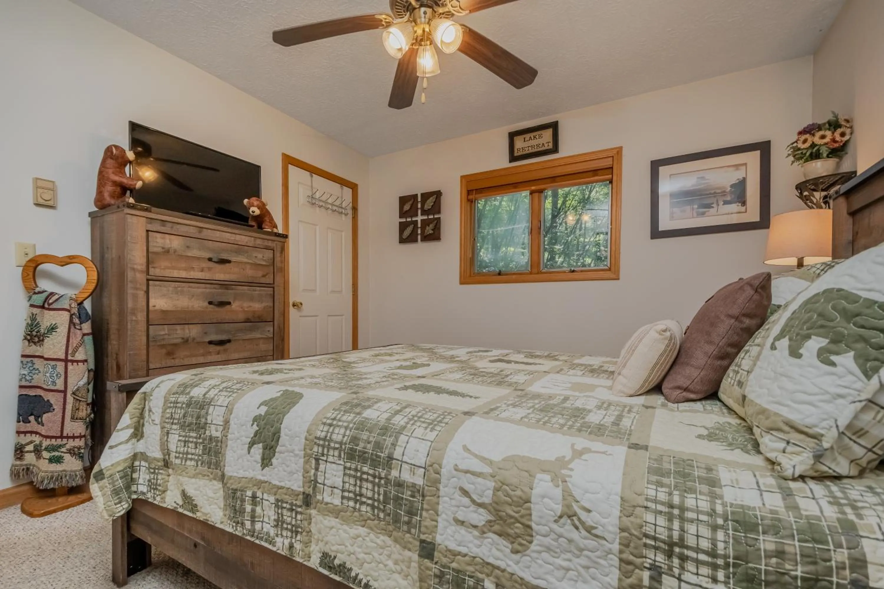 Property building, Bed in Heart and Soul