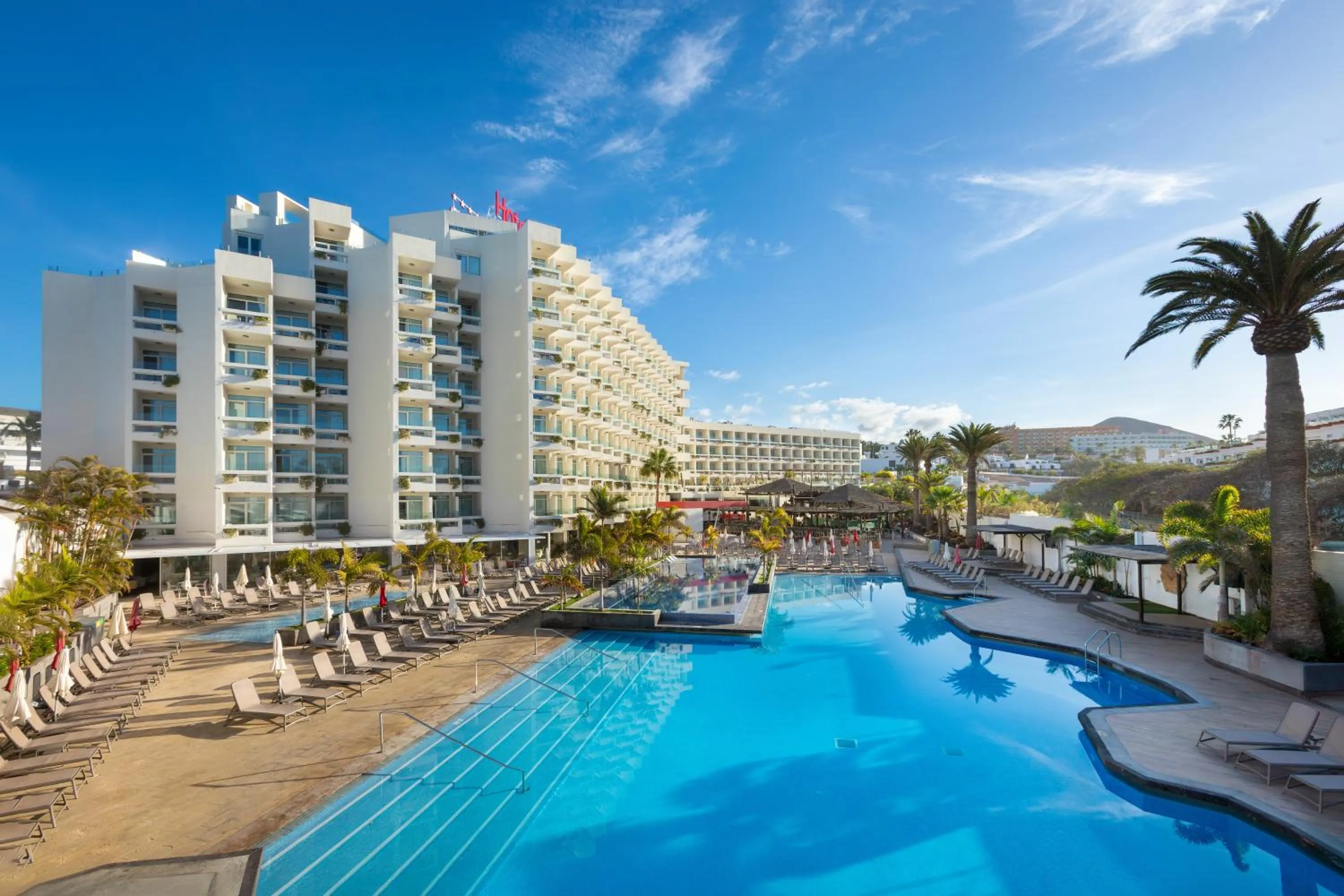 Property building in Alexandre Troya