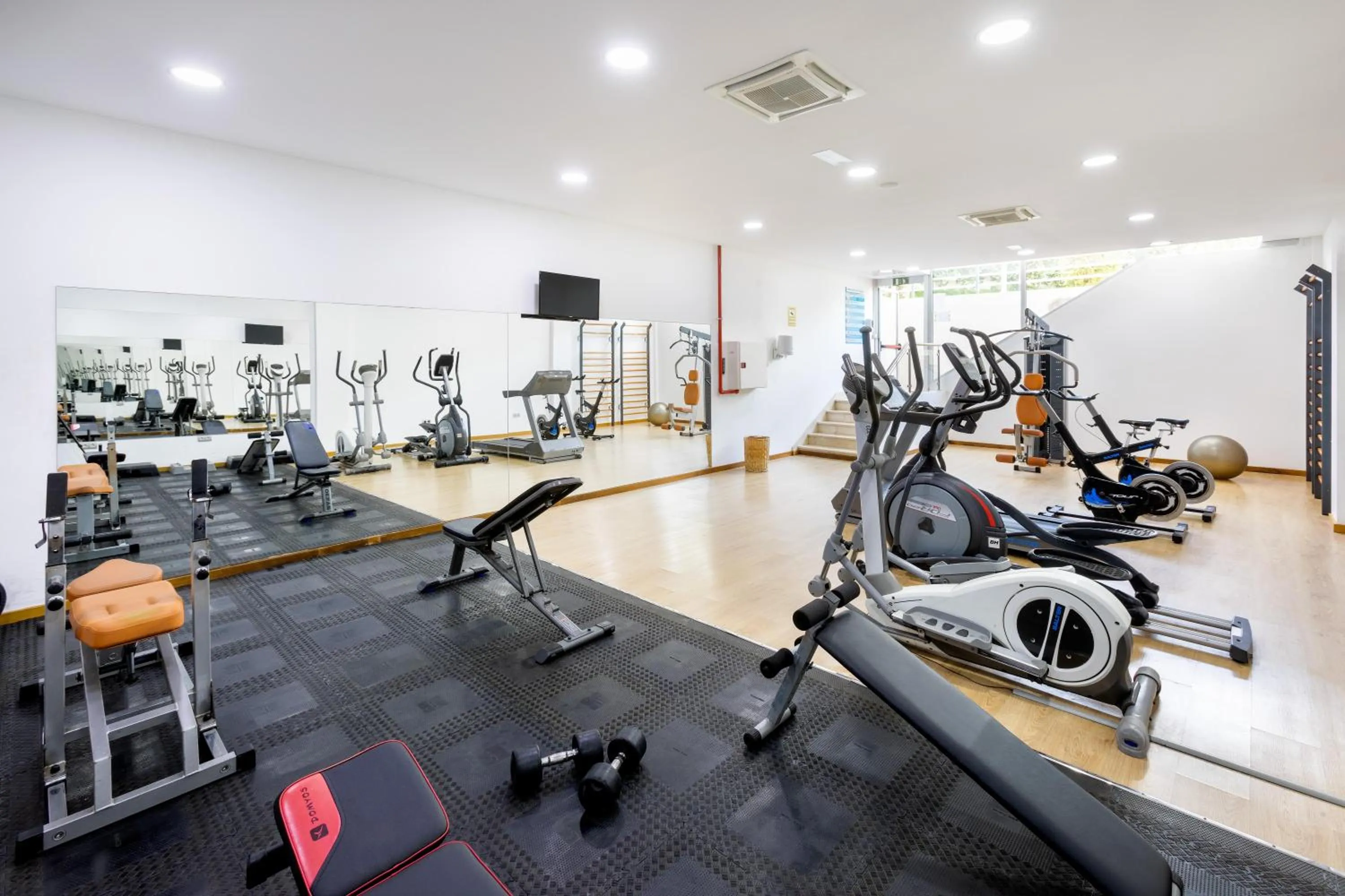 Activities in Alexandre Troya