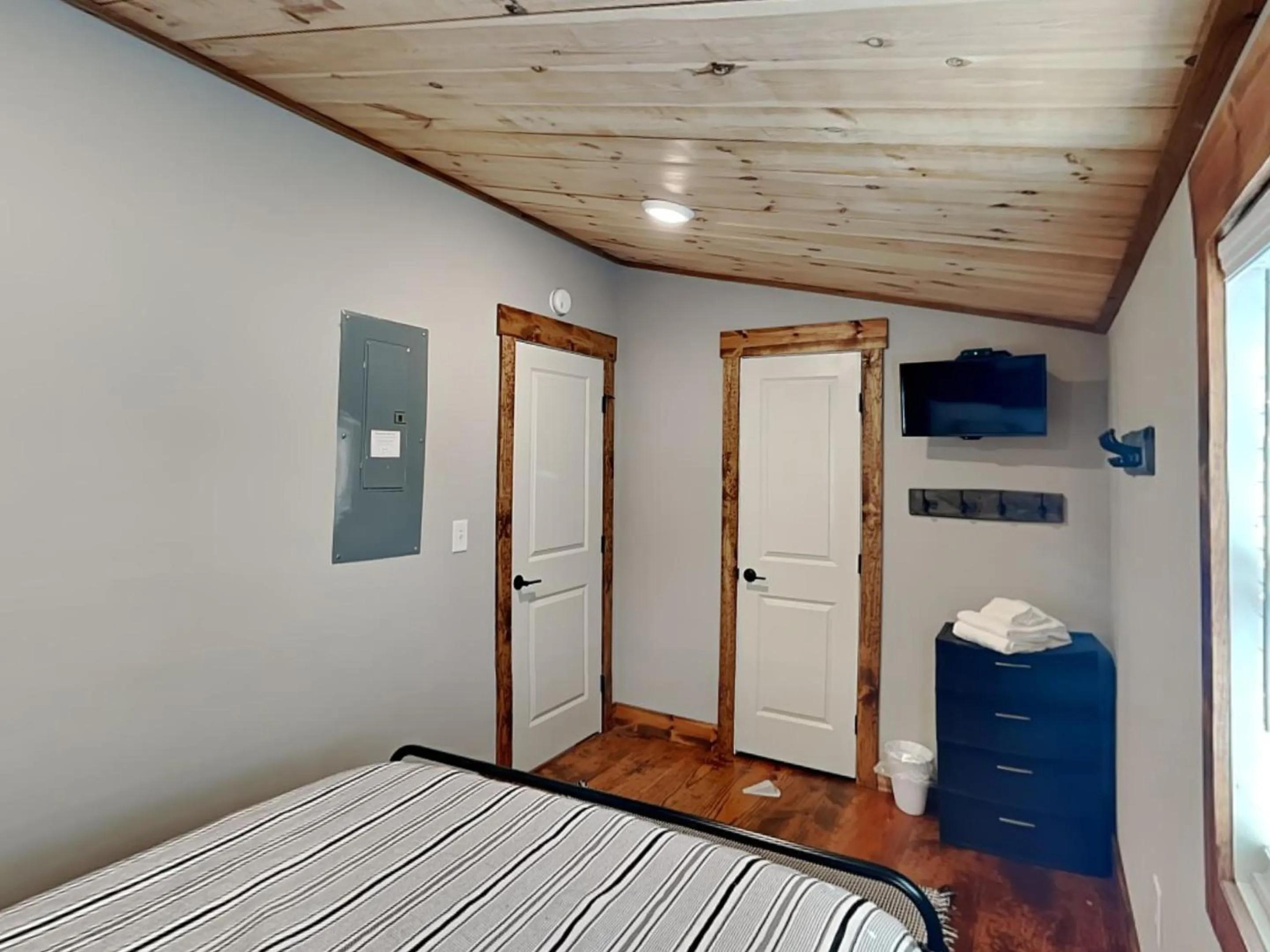 Bed in Kare Bear Cabin