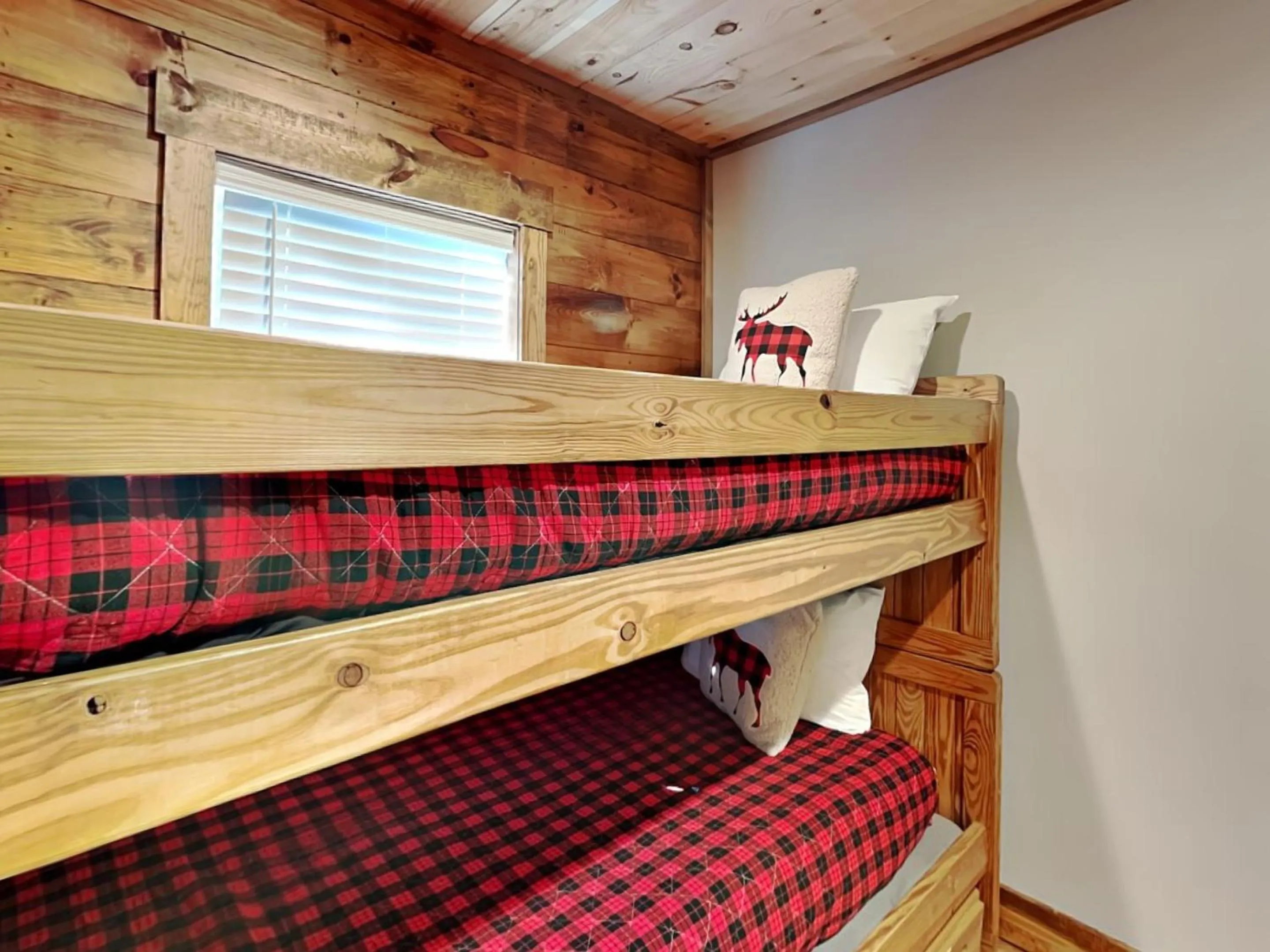 Bed in Kare Bear Cabin