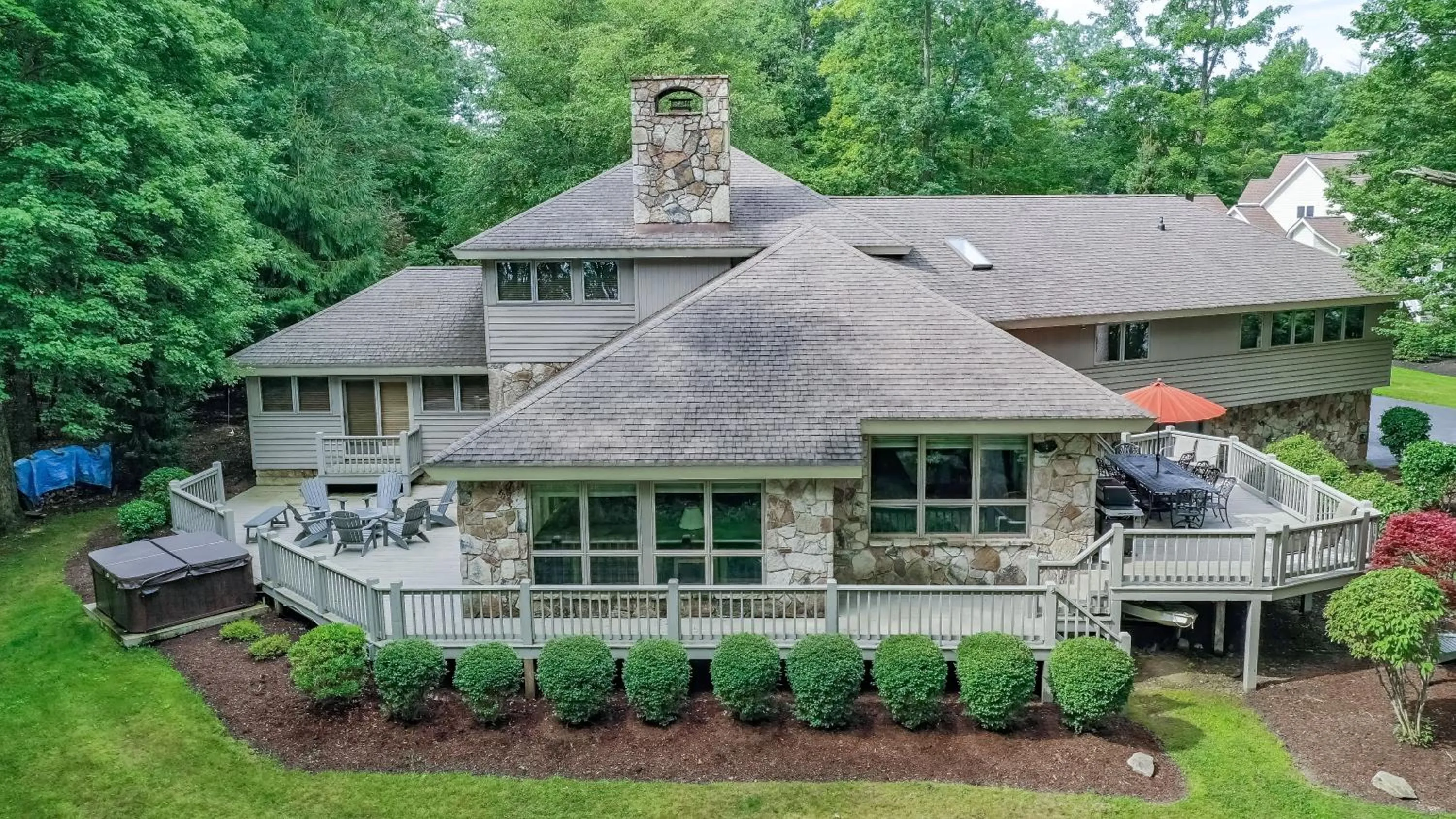 Property building in Johnny Appleseed