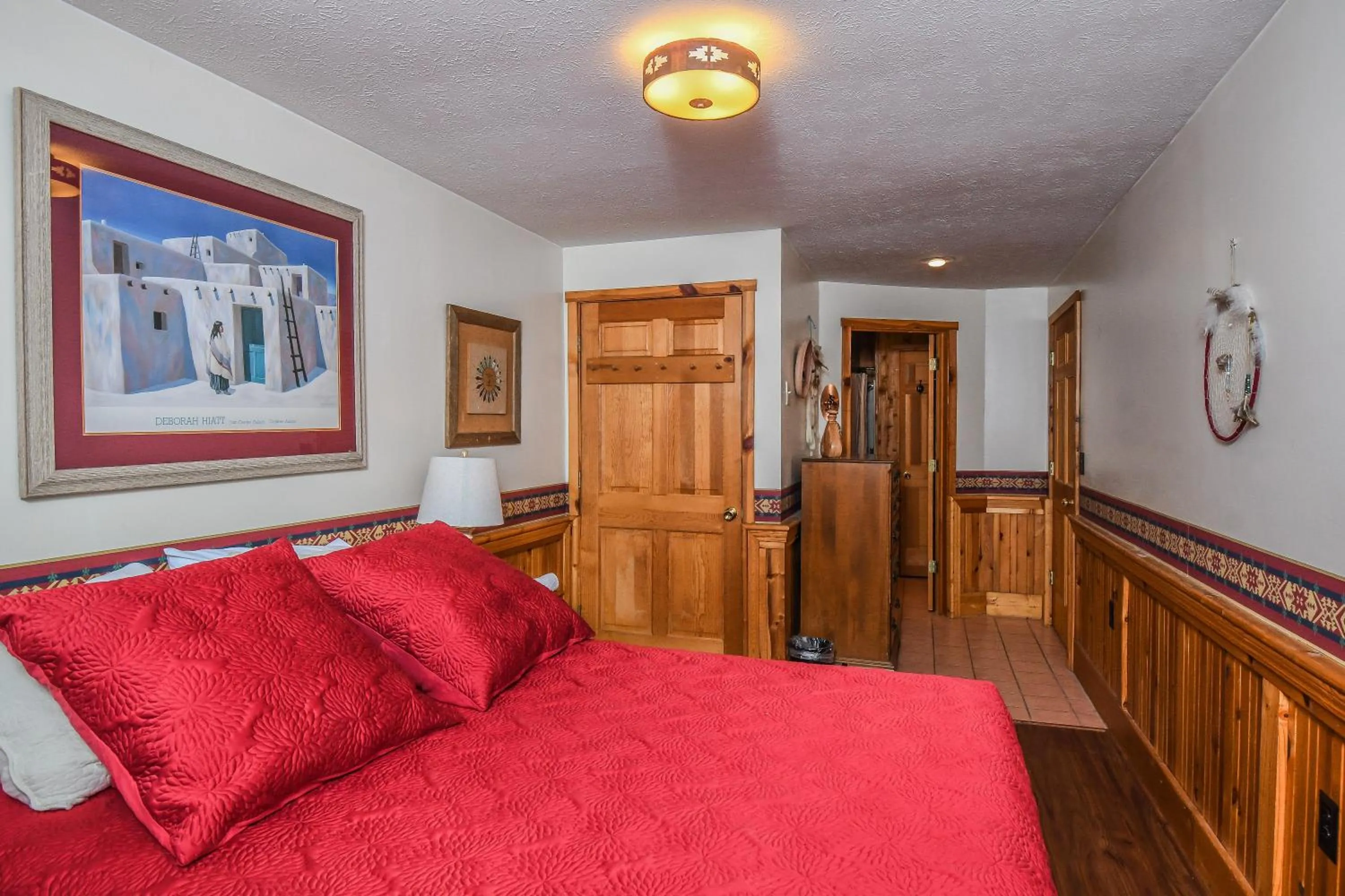 Bed in Shelby-on-the-Lake