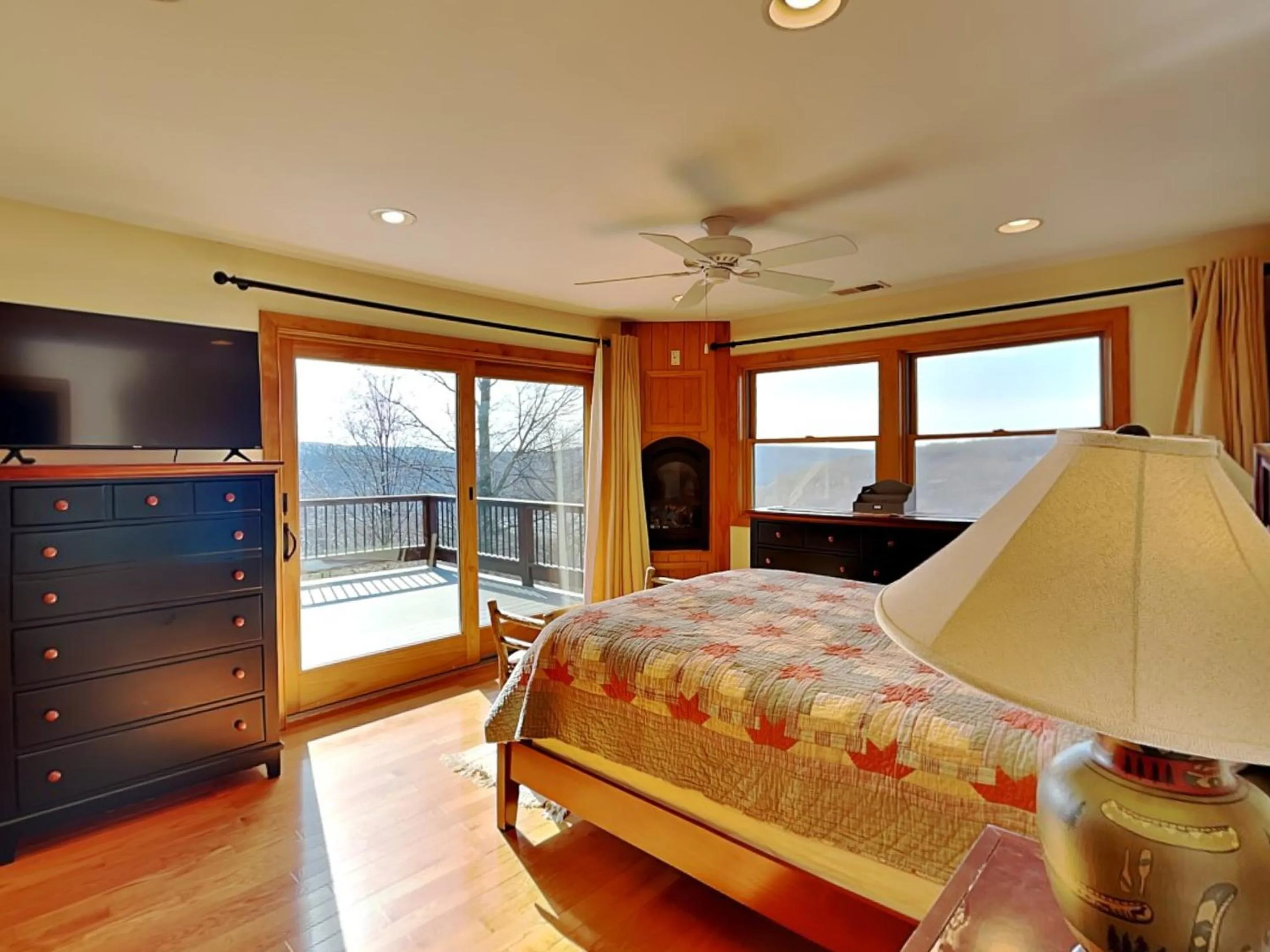 Bed in Hawk Mountain