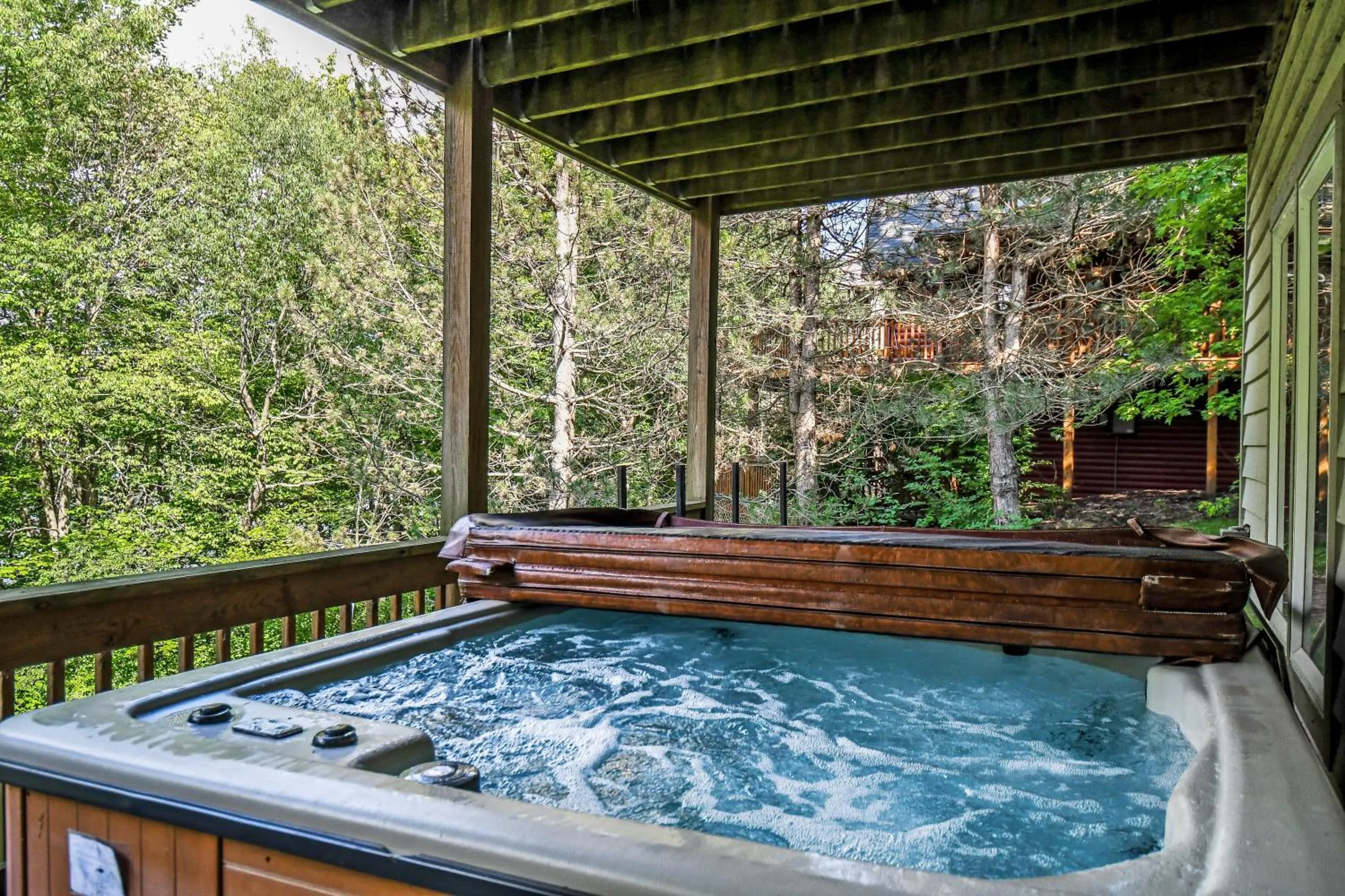 Property building in Duck Cove at Wisp