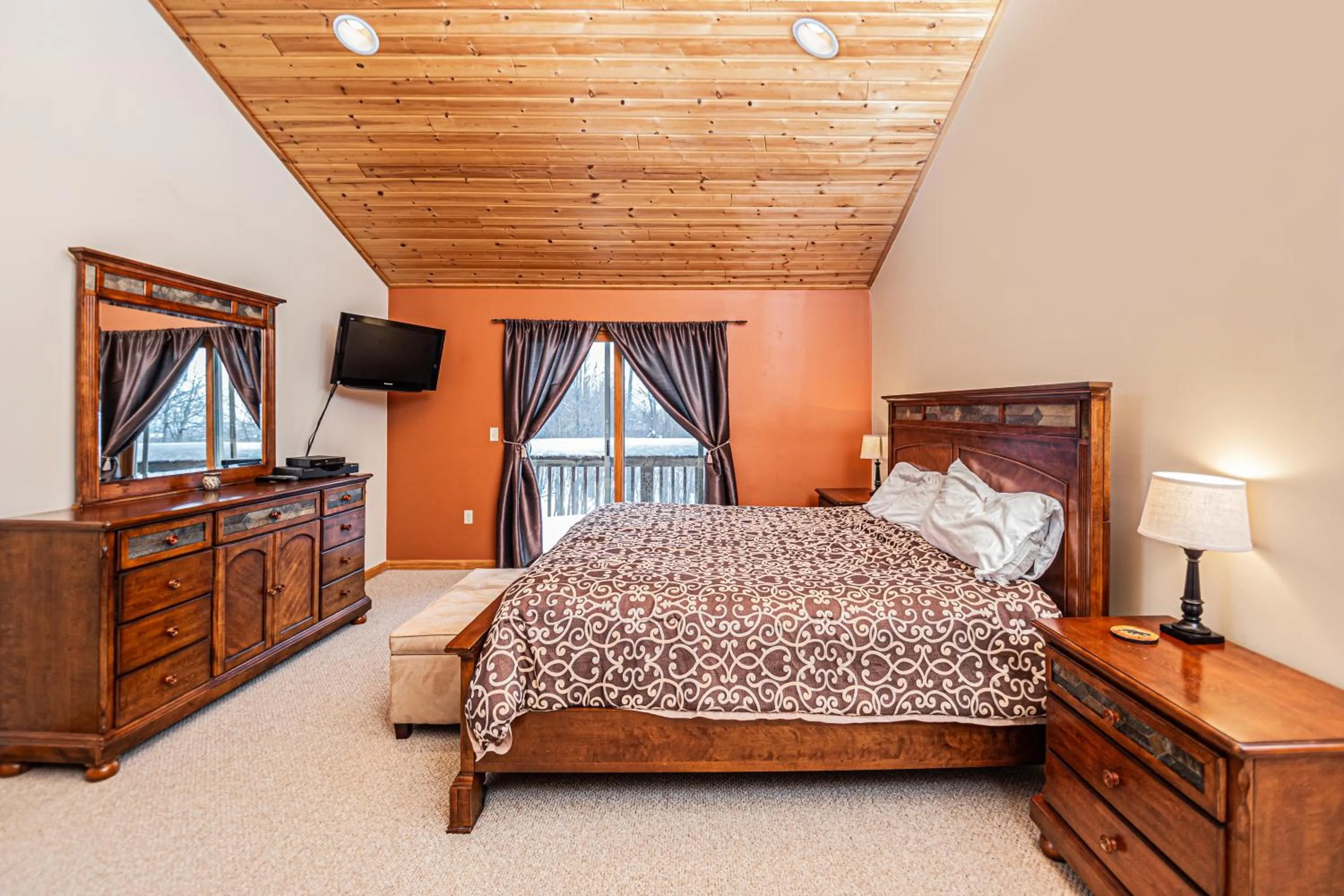 Bed in Rocky Adventures