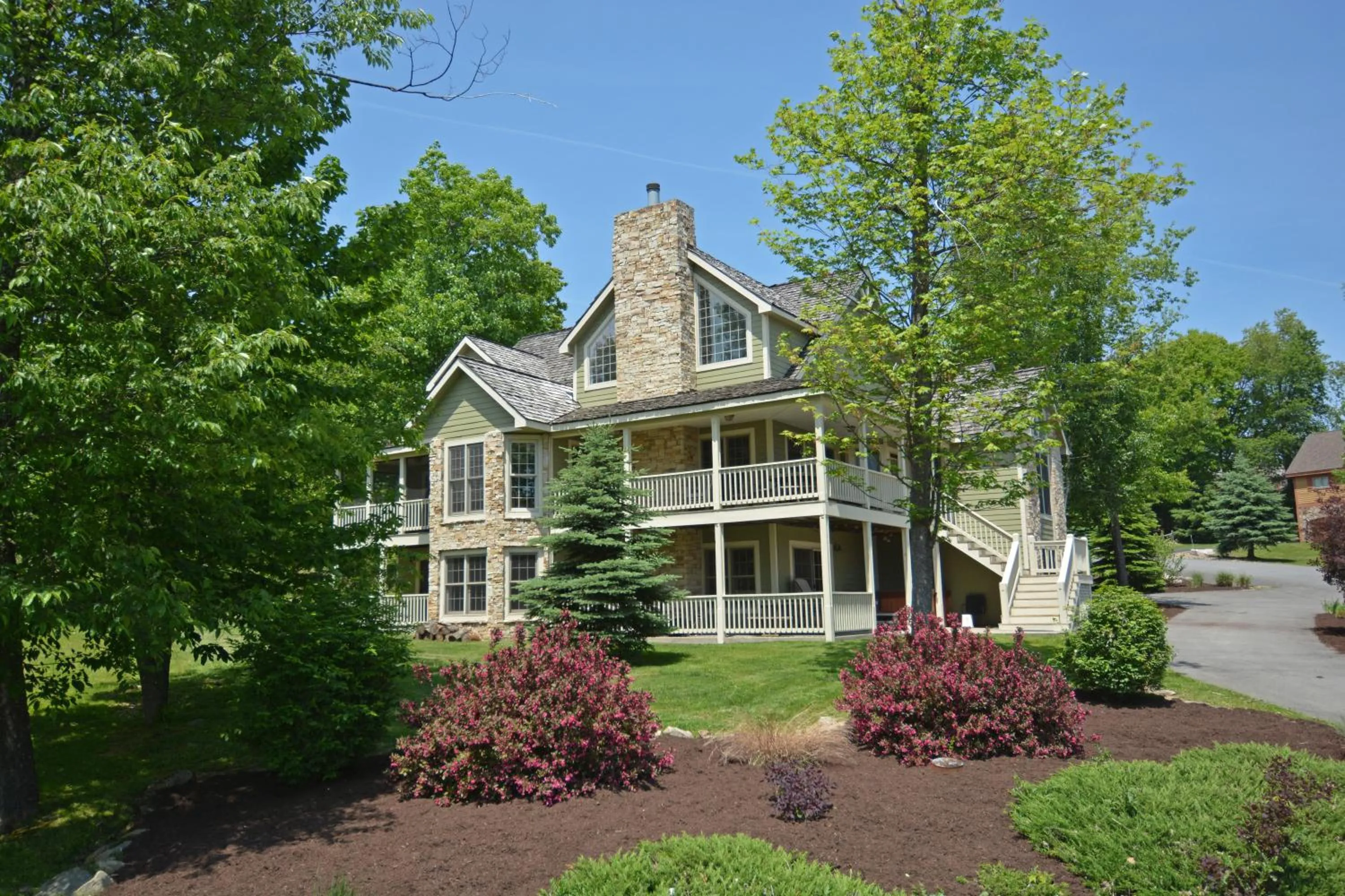 Property building in Castle in the Sky