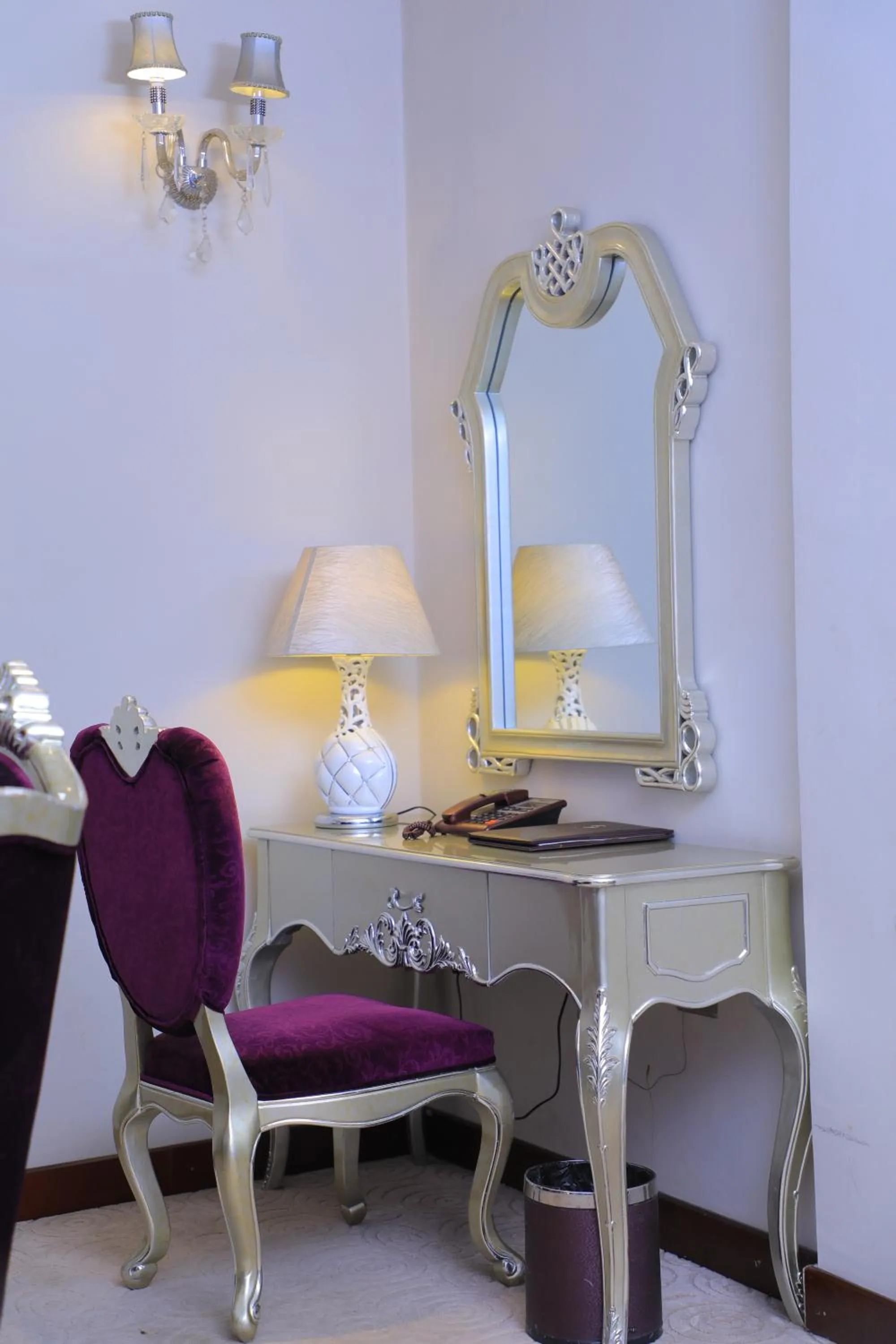 hair dresser in Sidra International Hotel