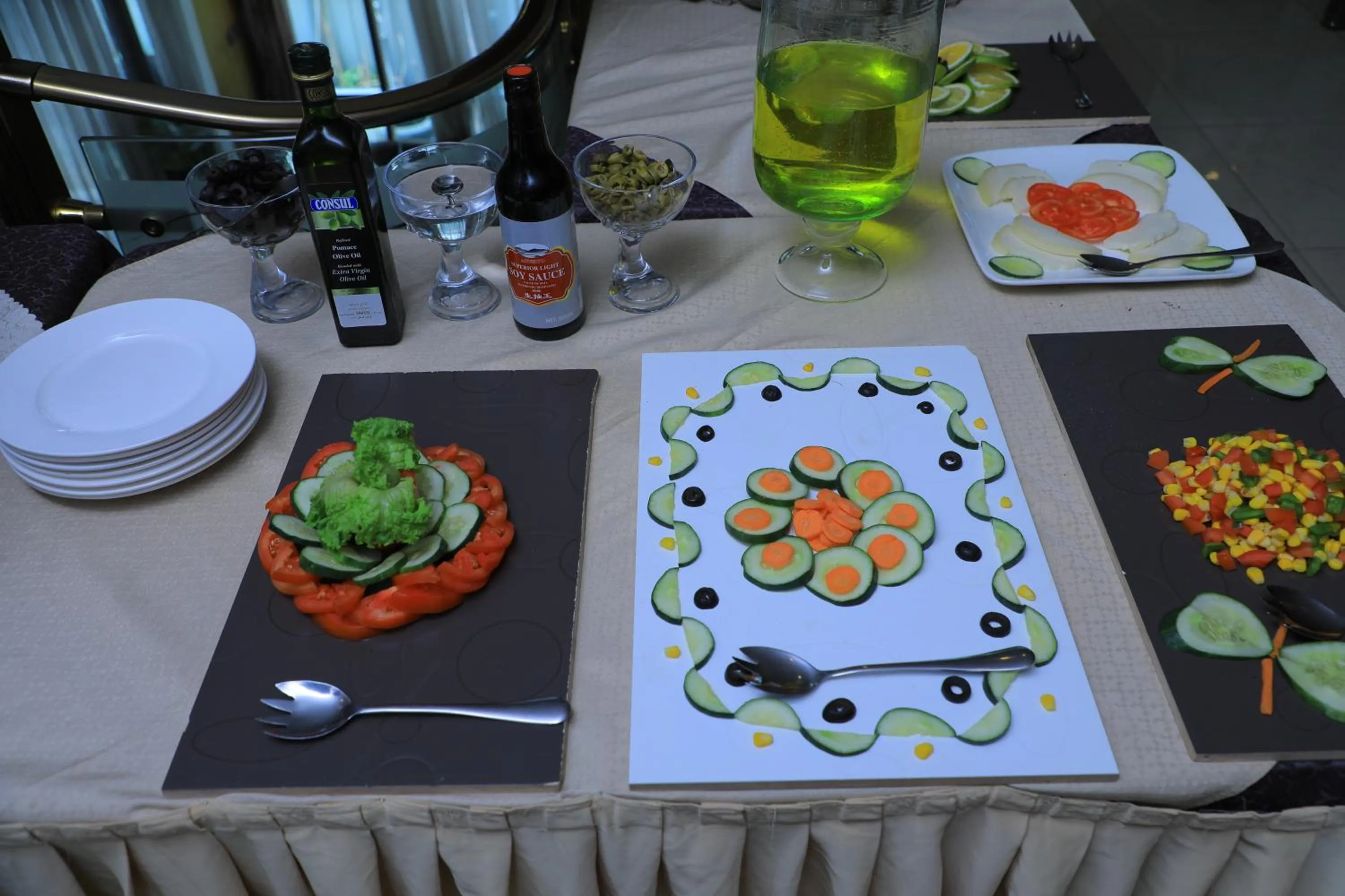 Food and drinks in Sidra International Hotel