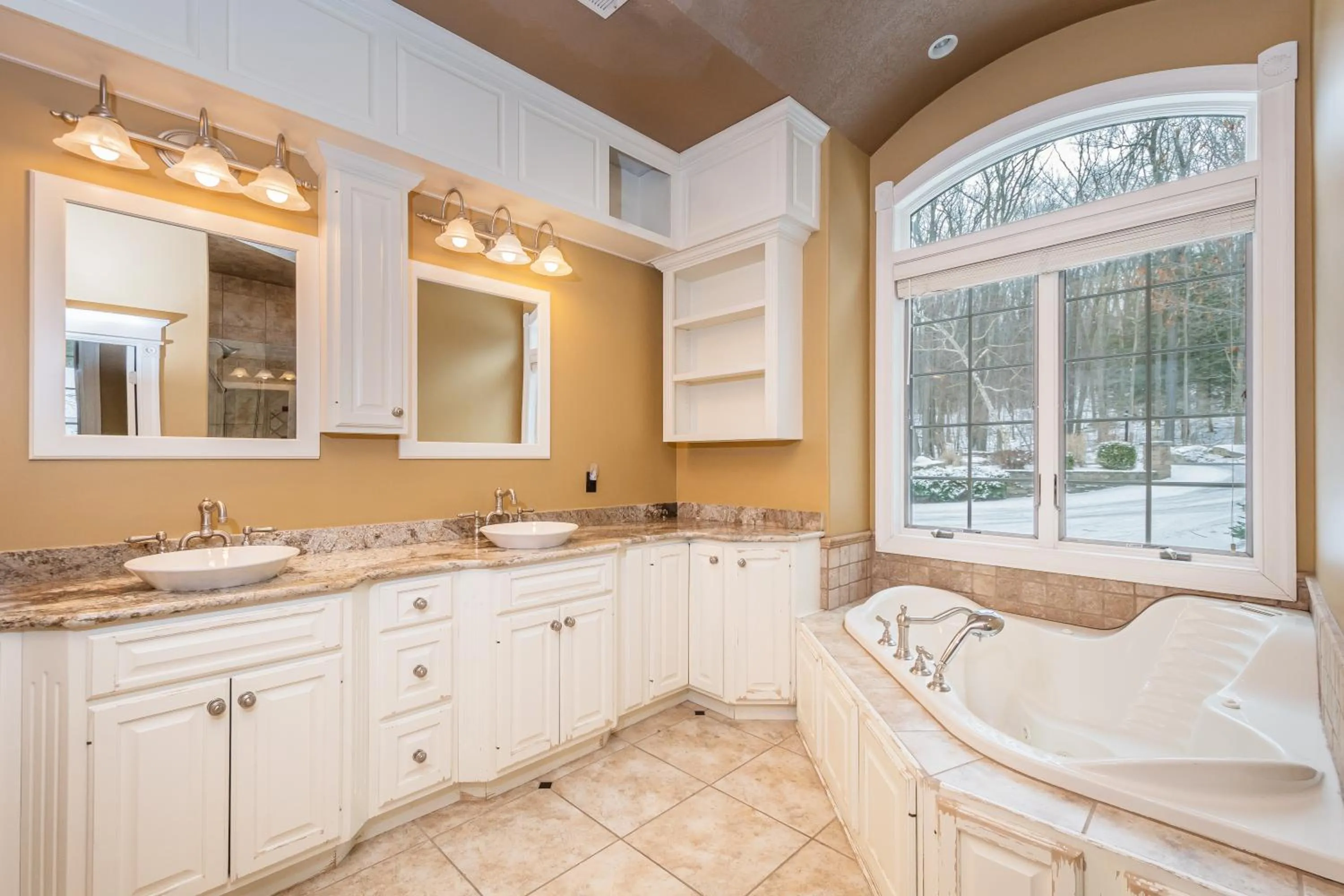 Property building in Champagne Taste