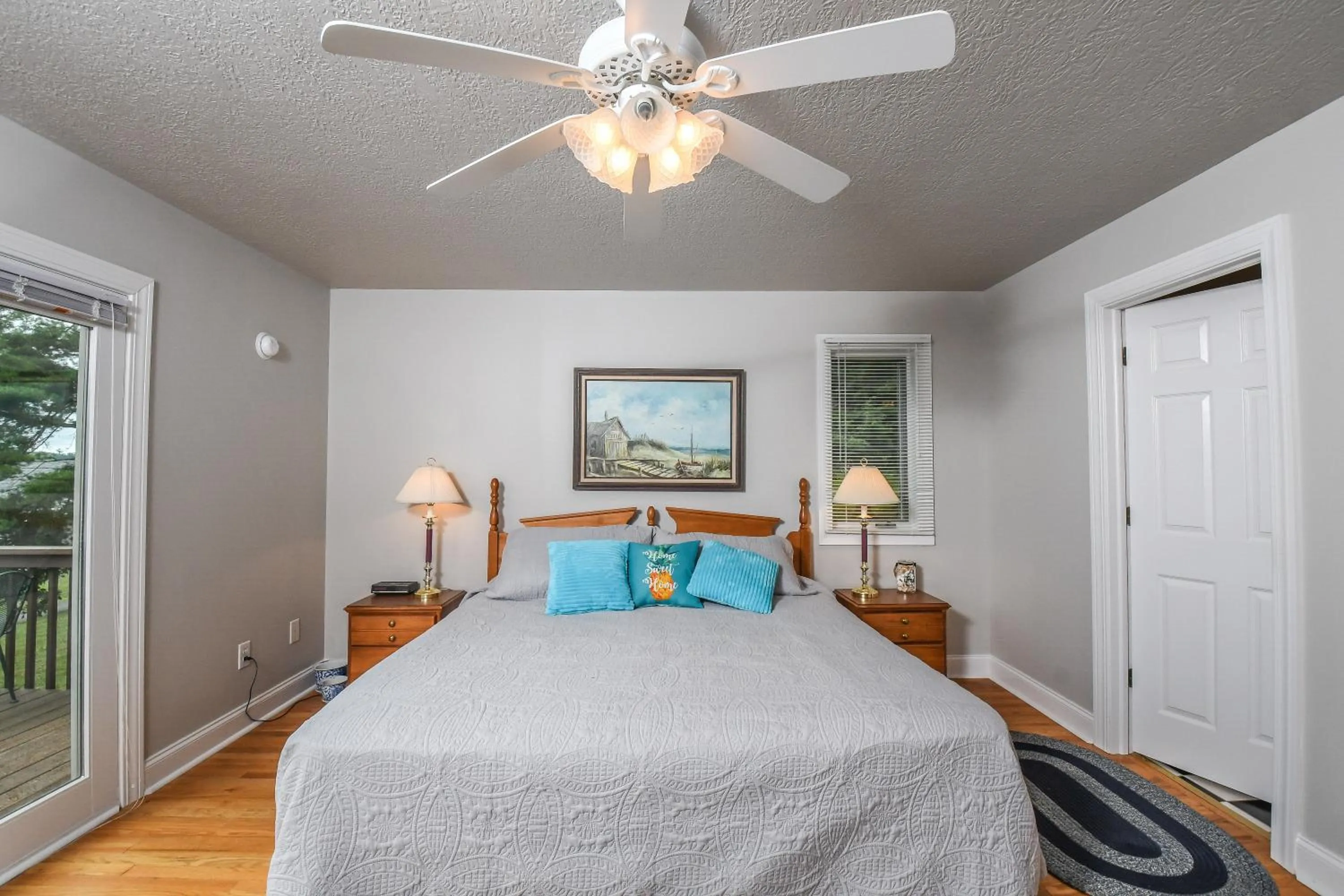 Property building, Bed in Take-A-Break