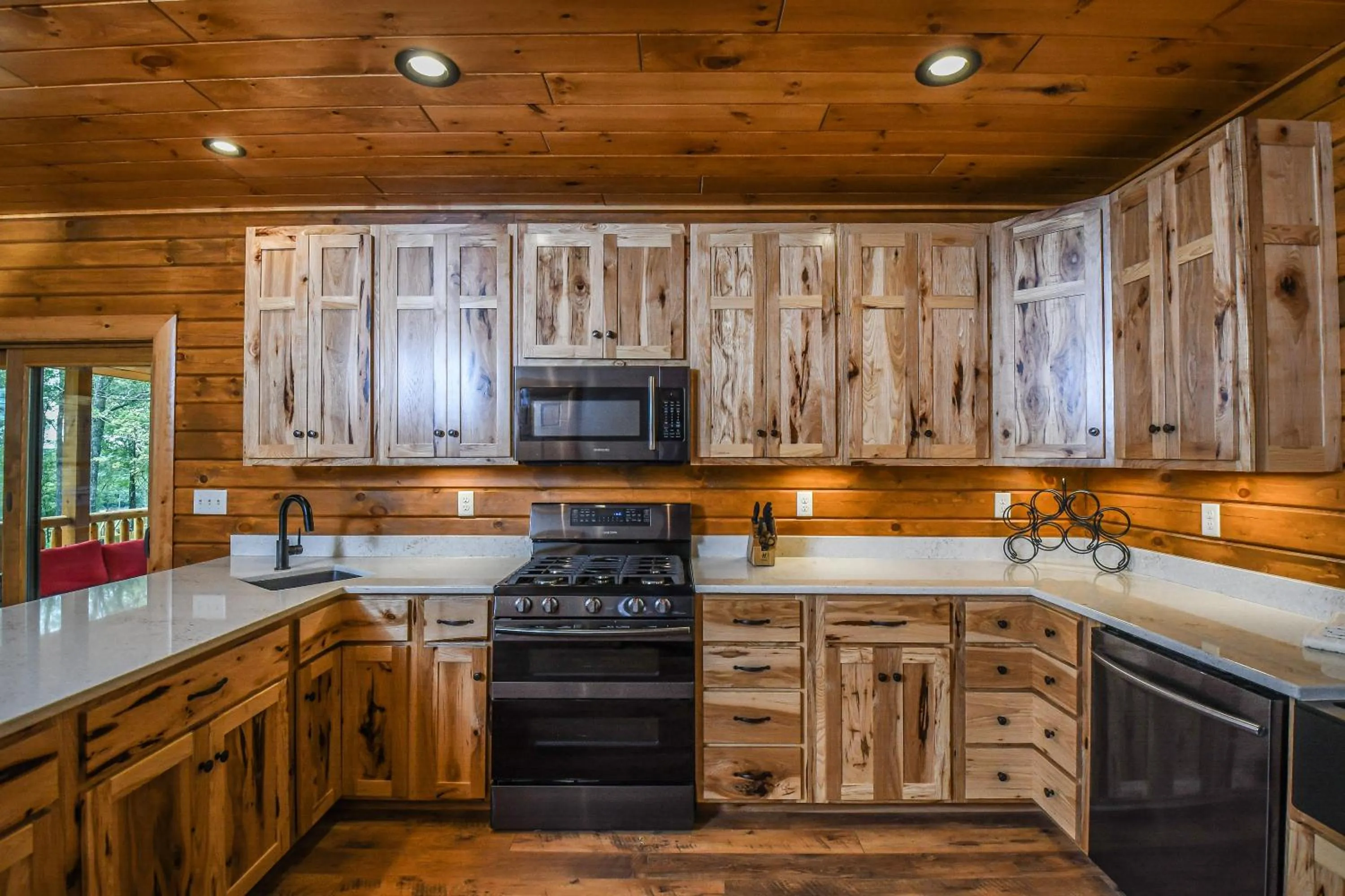 Property building in Eagle on 7