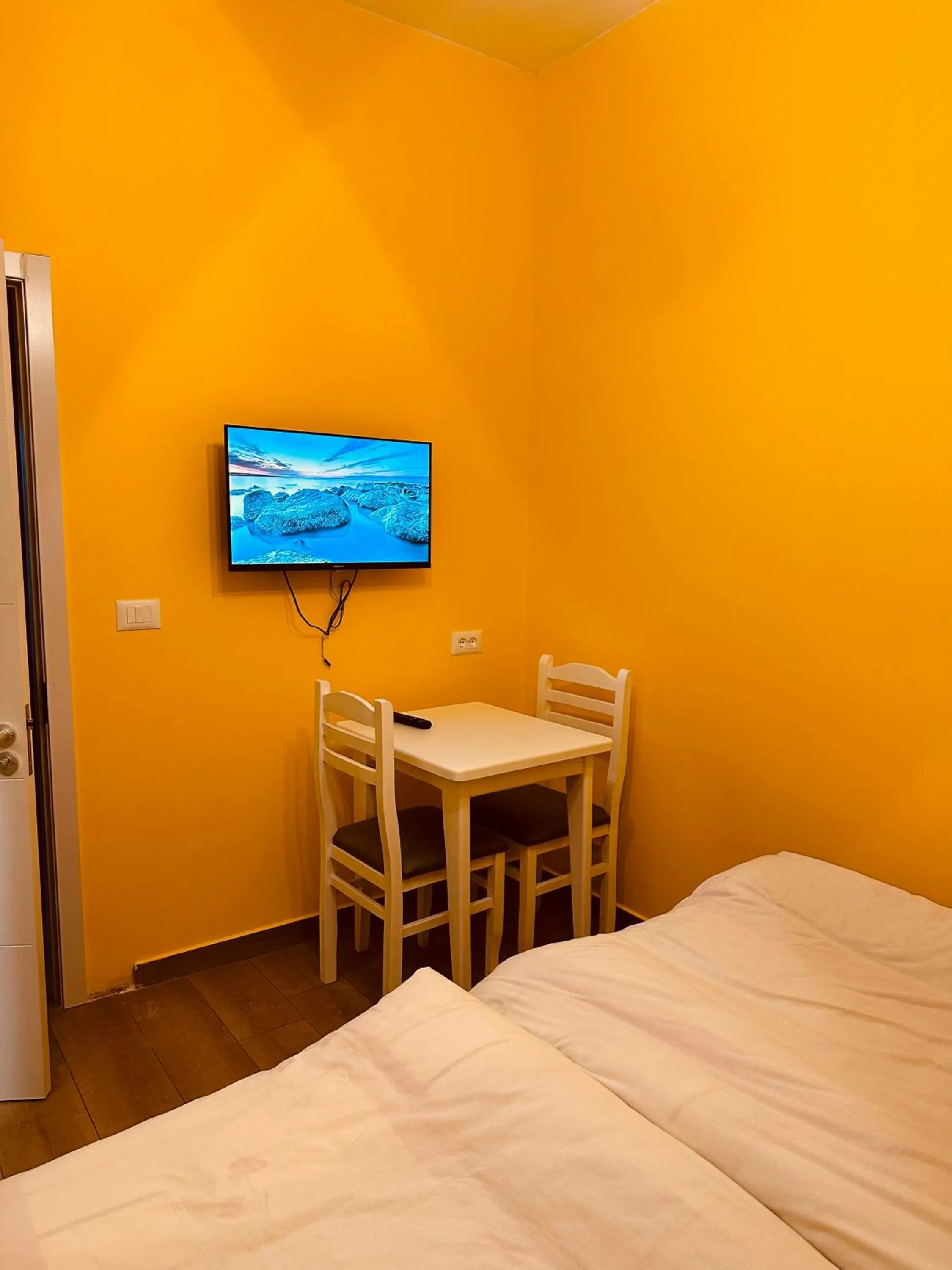 Bed in Auto Tana Guest House