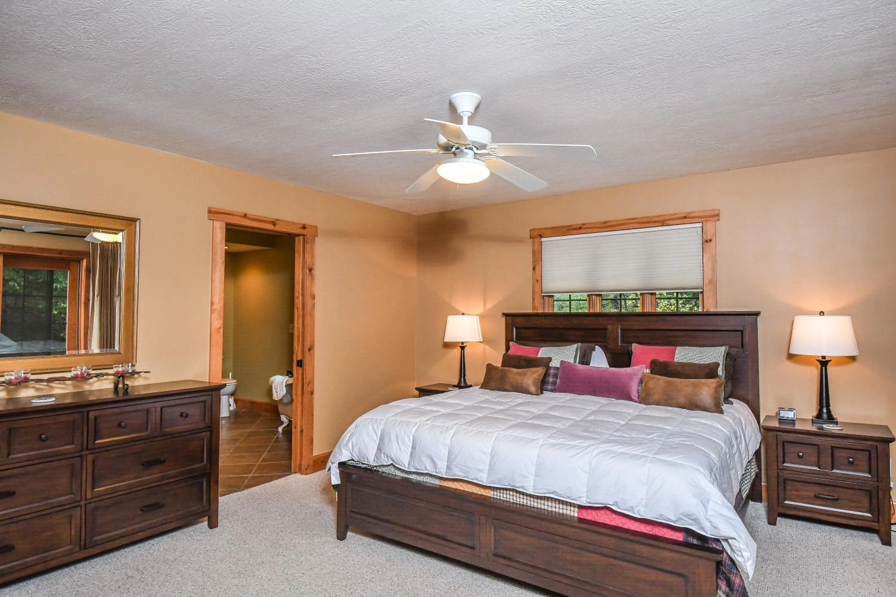 Property building, Bed in Bears Lair