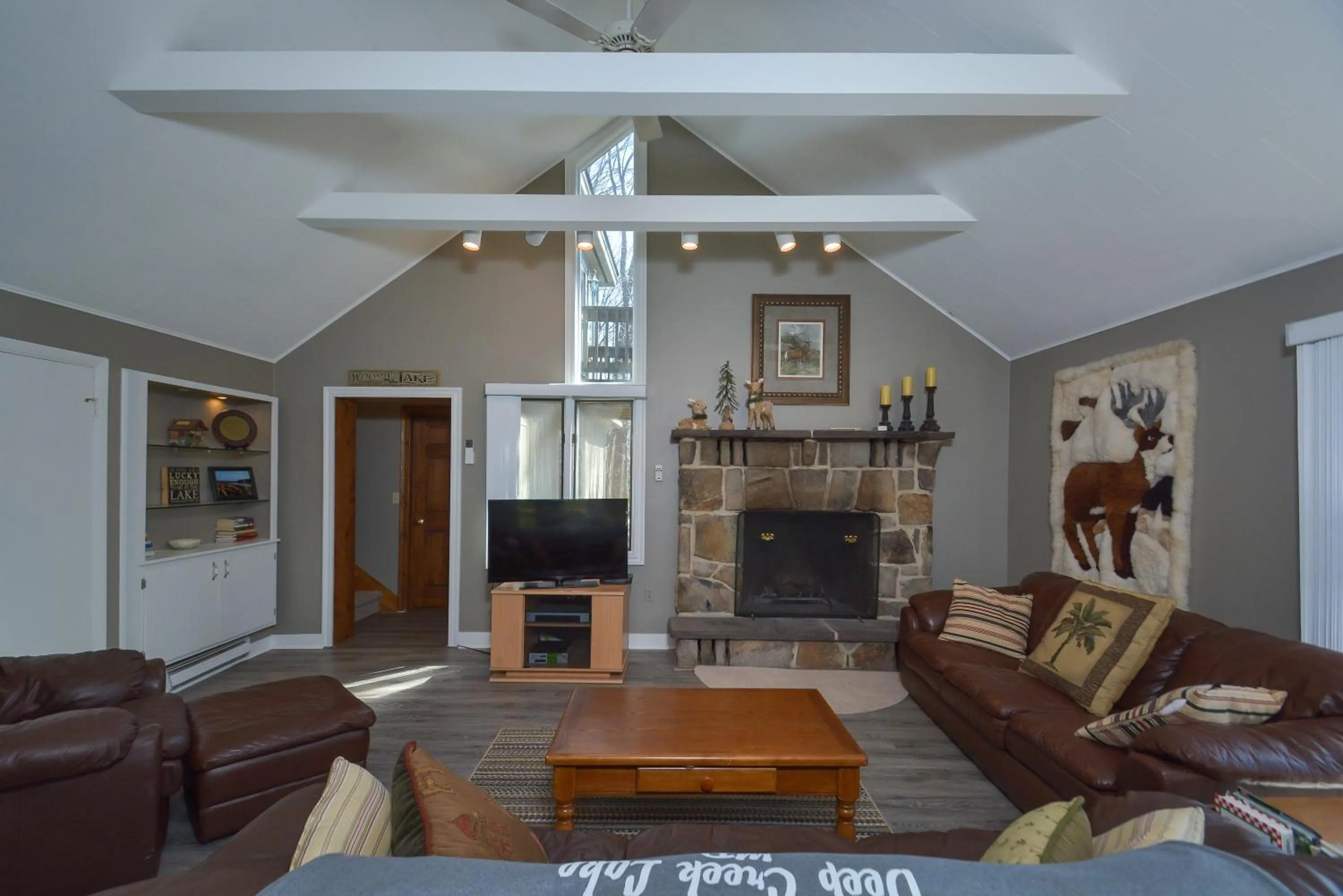 Property building in Donnas Choice