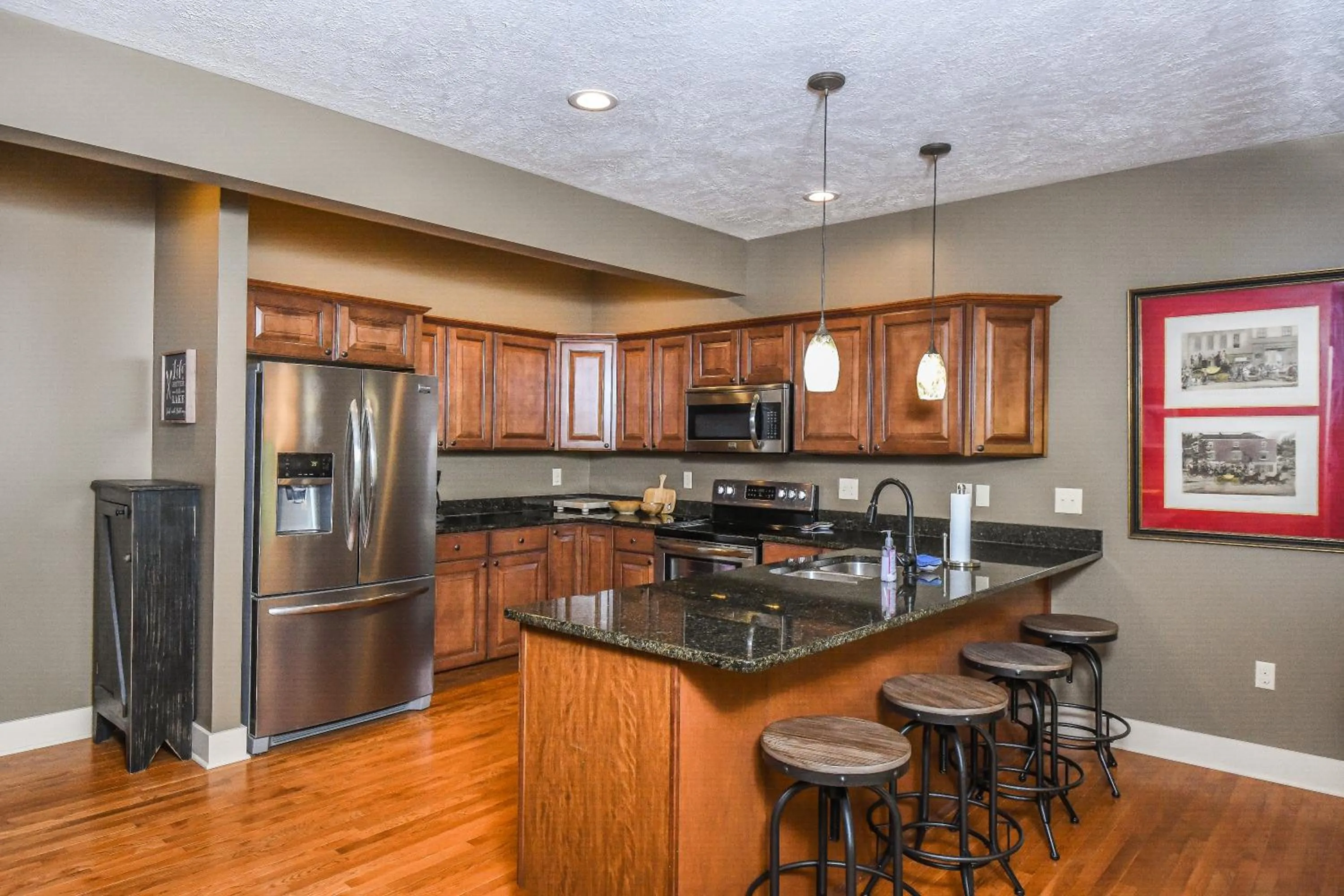 Property building in Valhalla on Mystic Creek