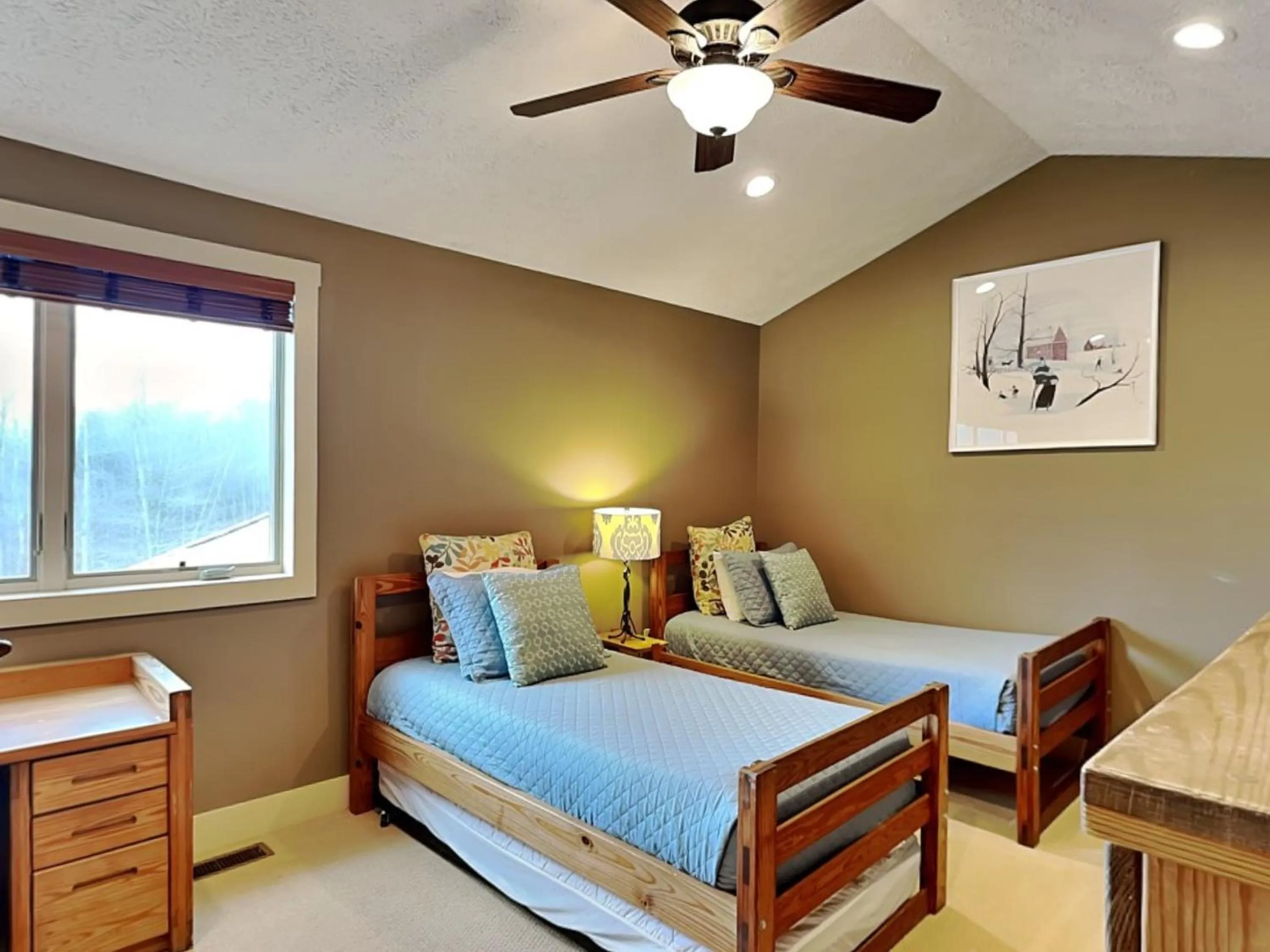 Bed in Valhalla on Mystic Creek