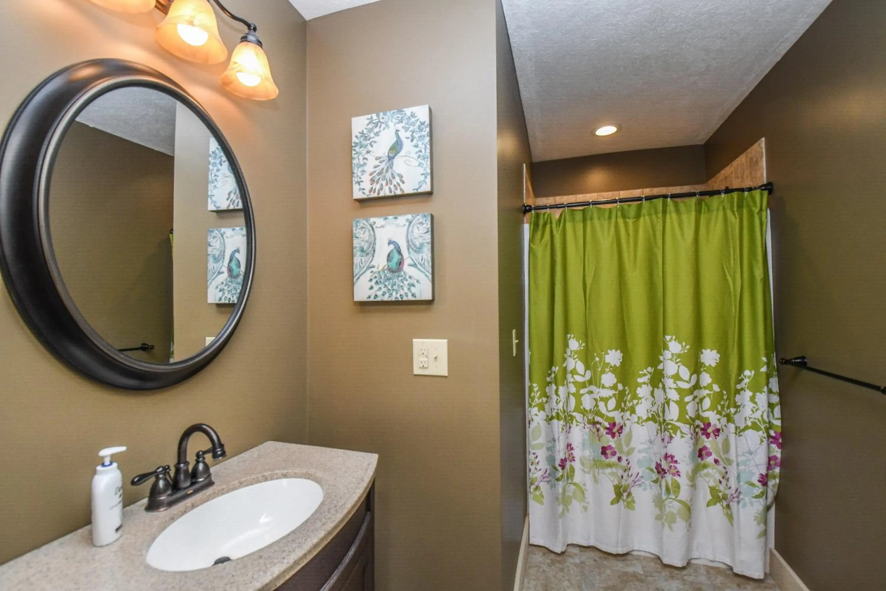 Property building in Valhalla on Mystic Creek