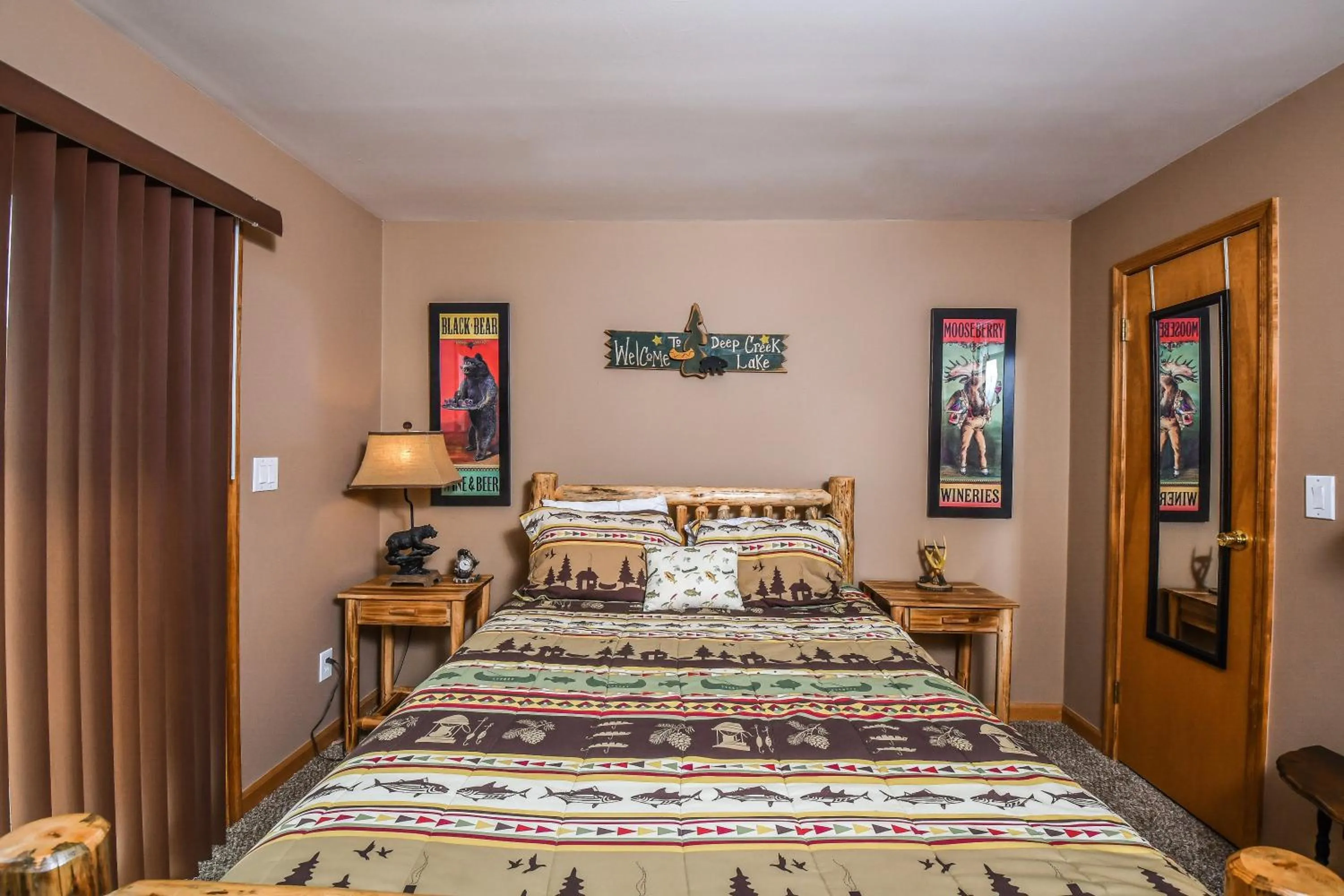 Property building, Bed in Happy Landing