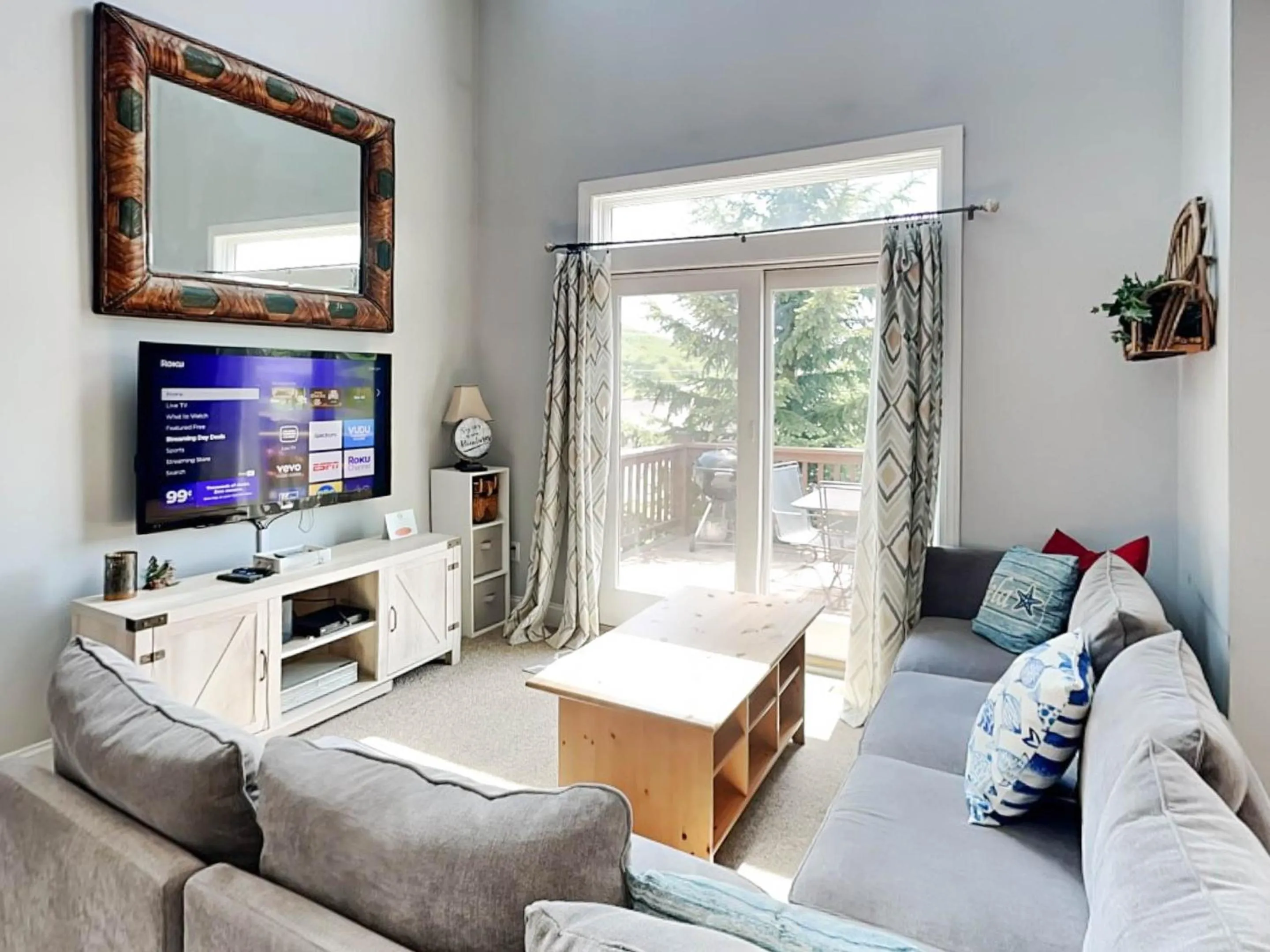 Property building in Its 5 OClock Somewhere