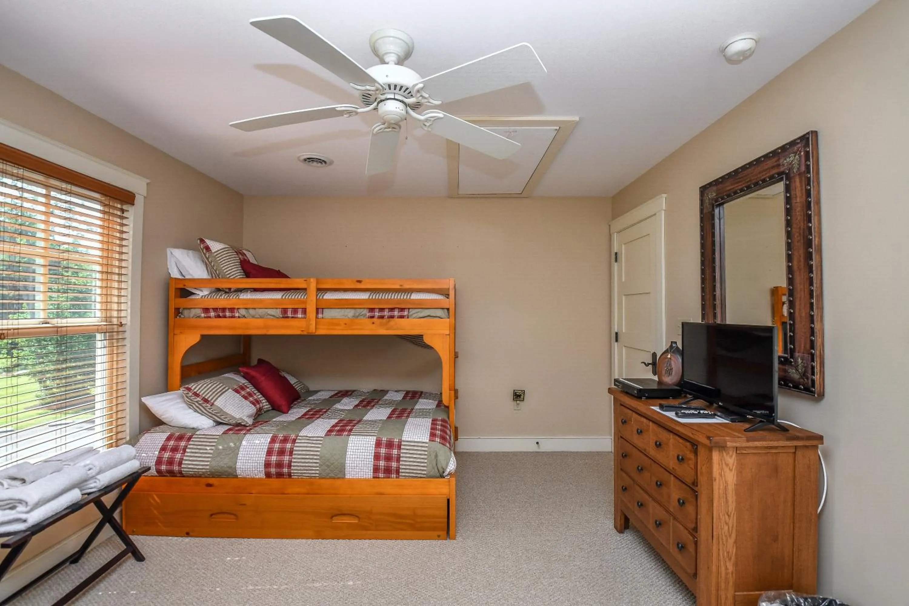 Property building, Bed in Some Kind of Wonderful