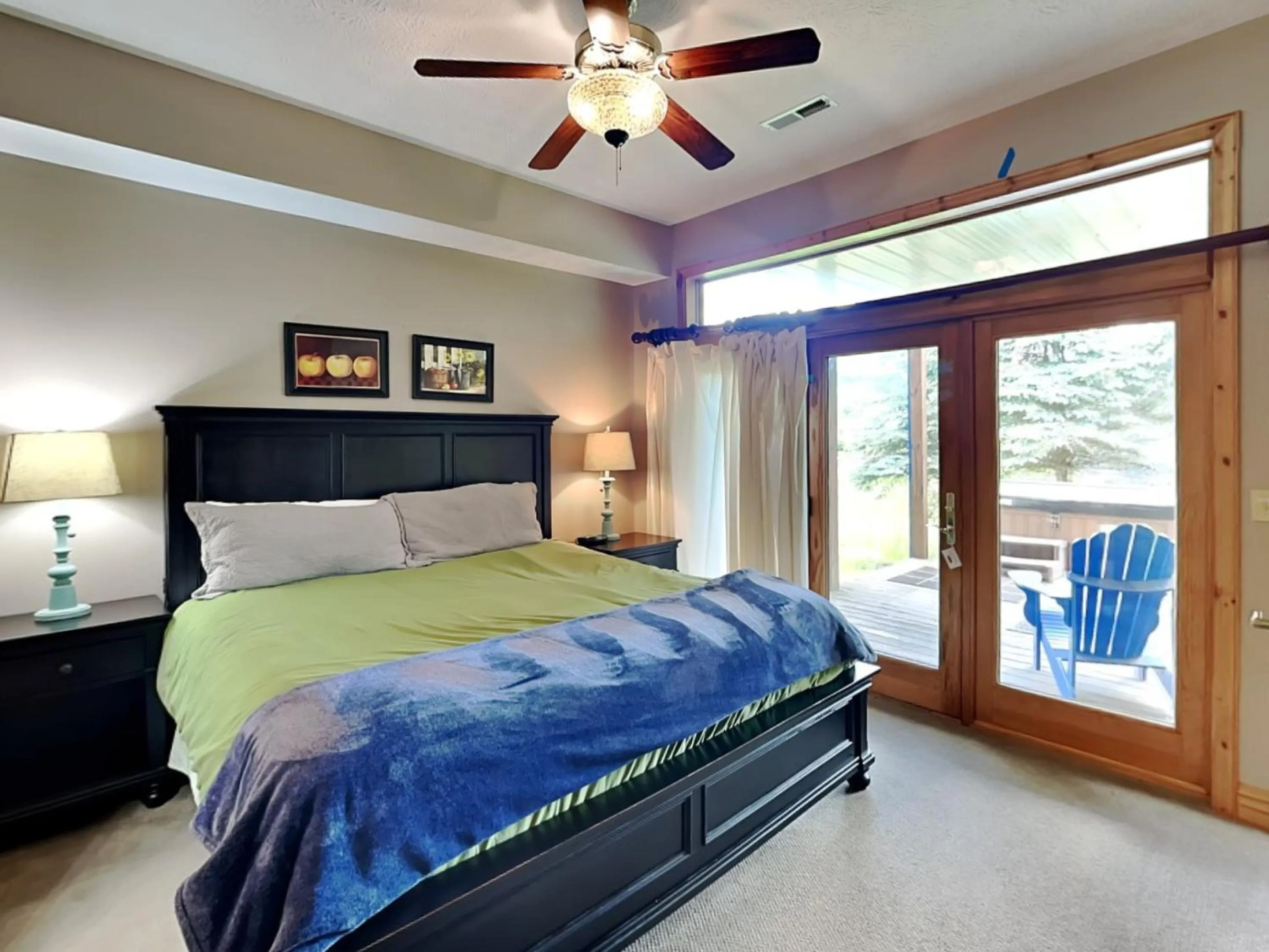 Bed in Celebration at Deep Creek