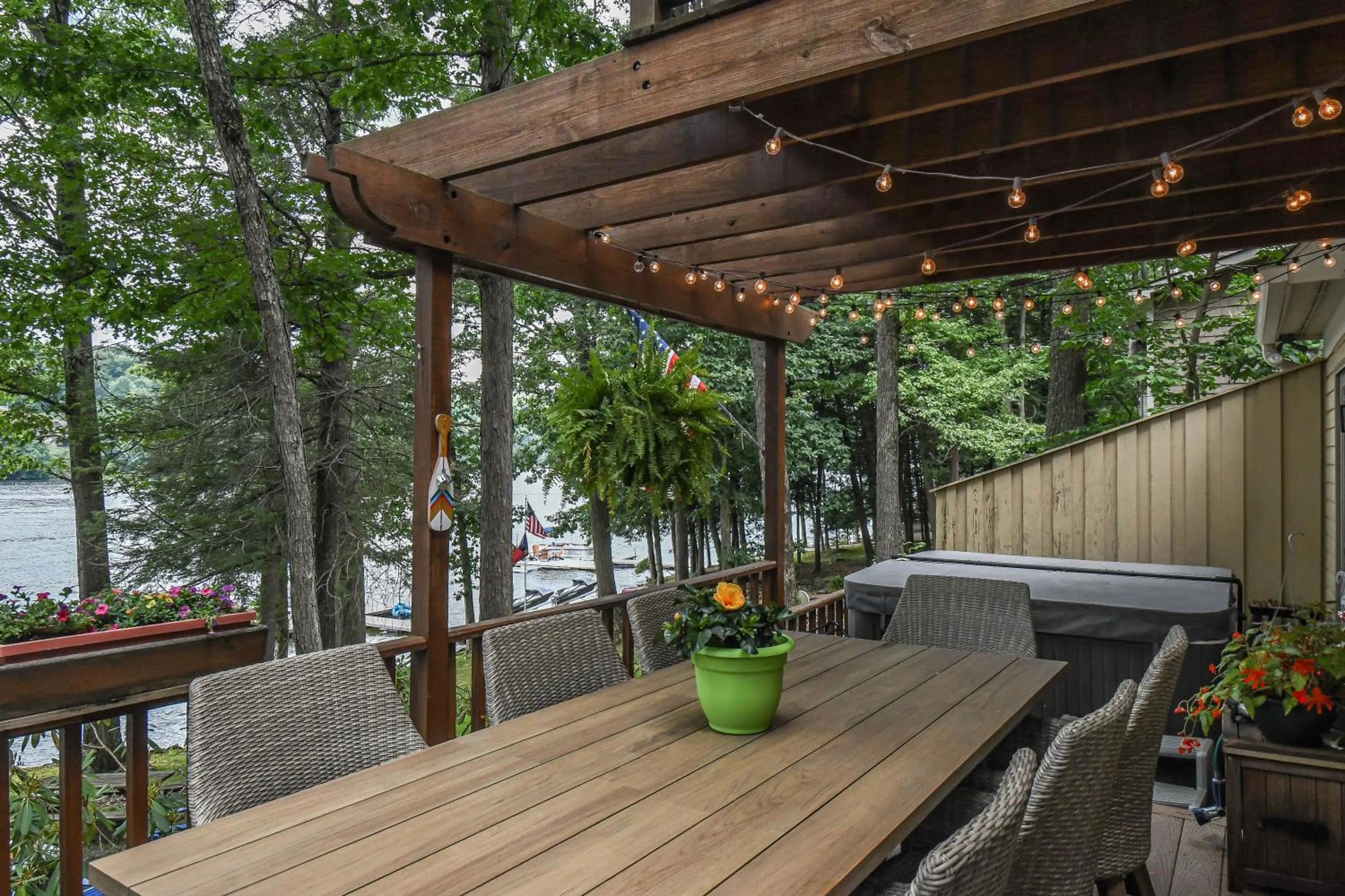 Property building in Bearfoot Lodge