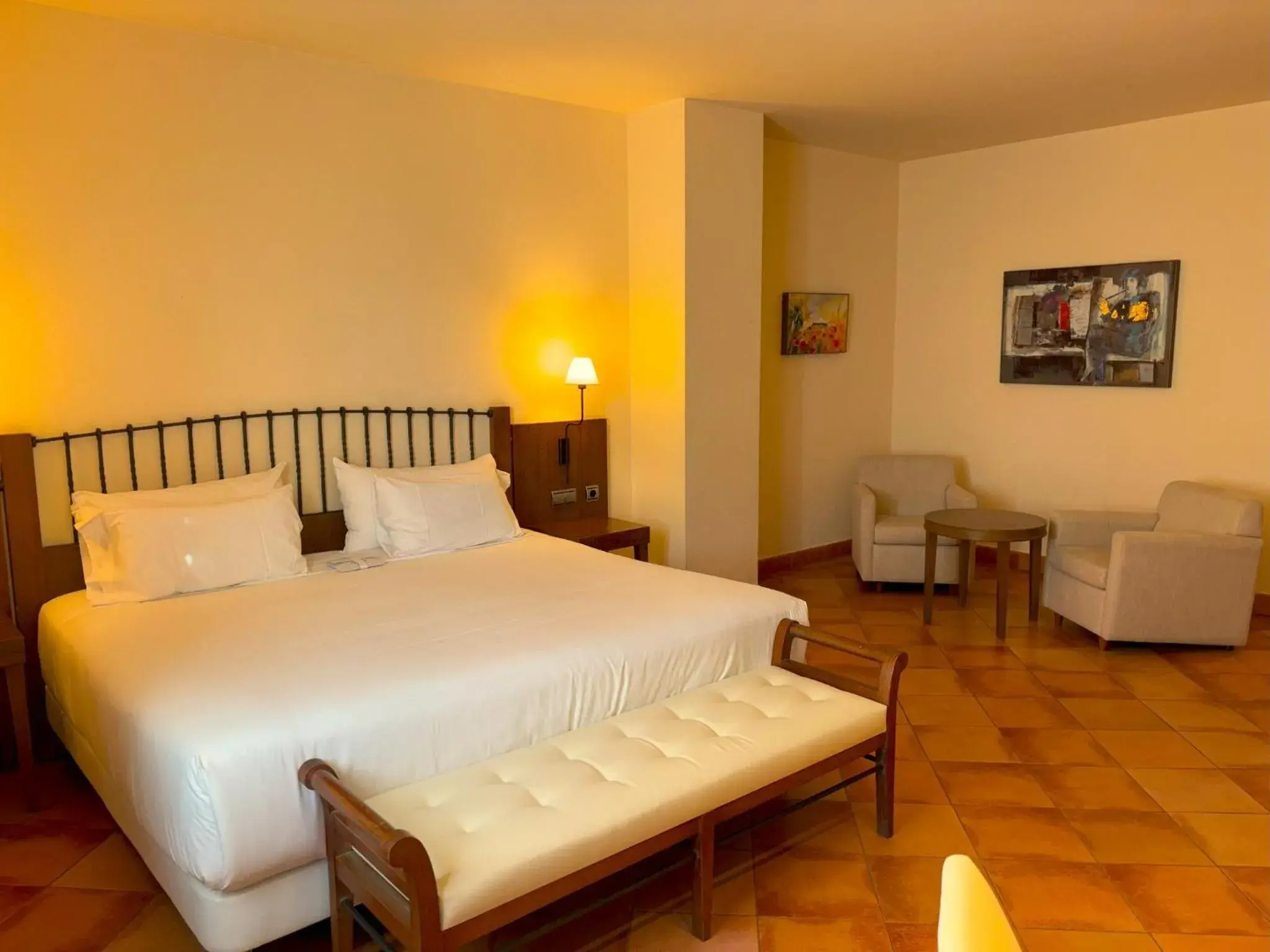 Superior Double Room in Sercotel Toledo Renacimiento Superior Double Room in Sercotel Toledo Renacimiento