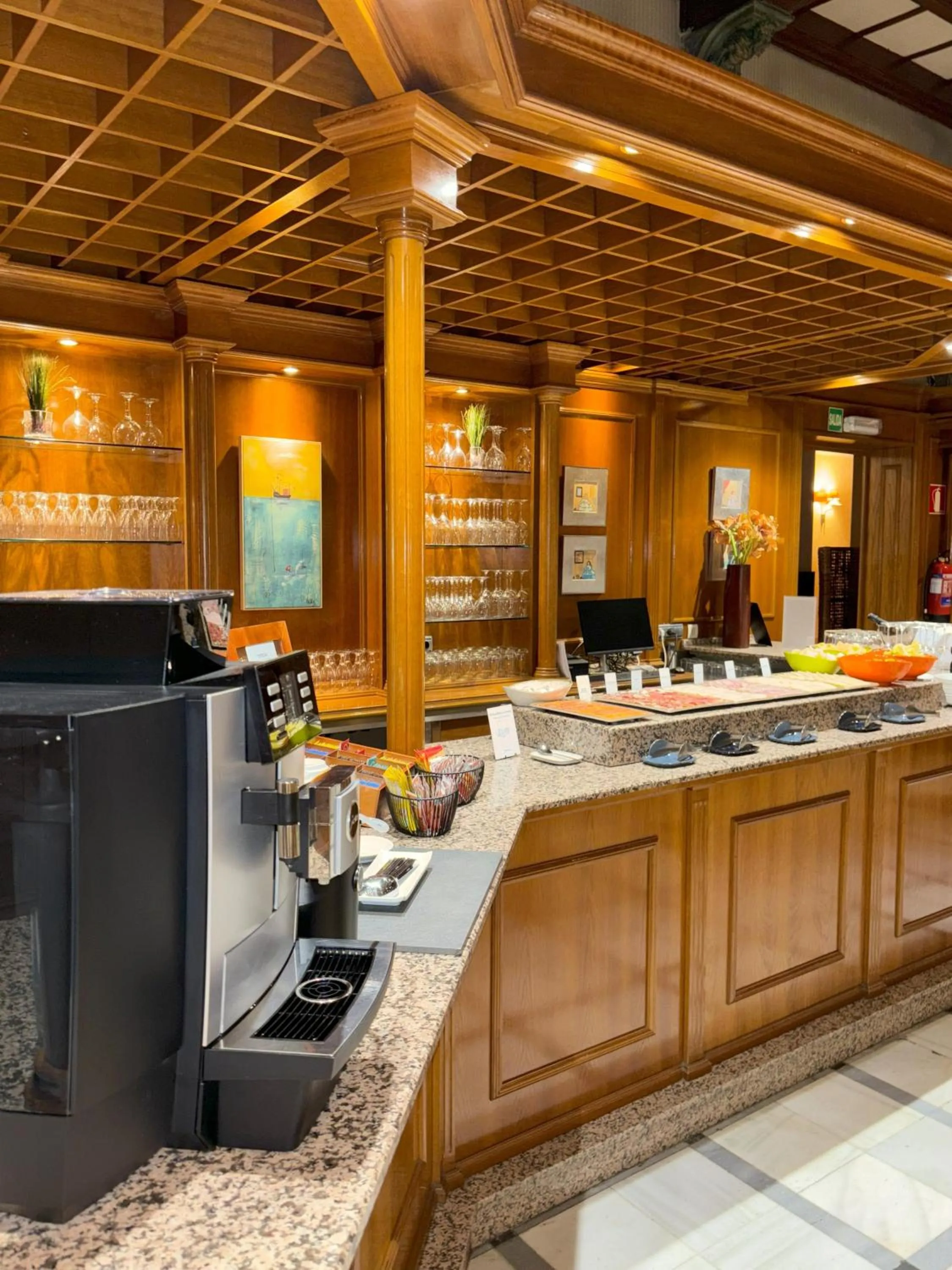 Breakfast in Sercotel Toledo Renacimiento