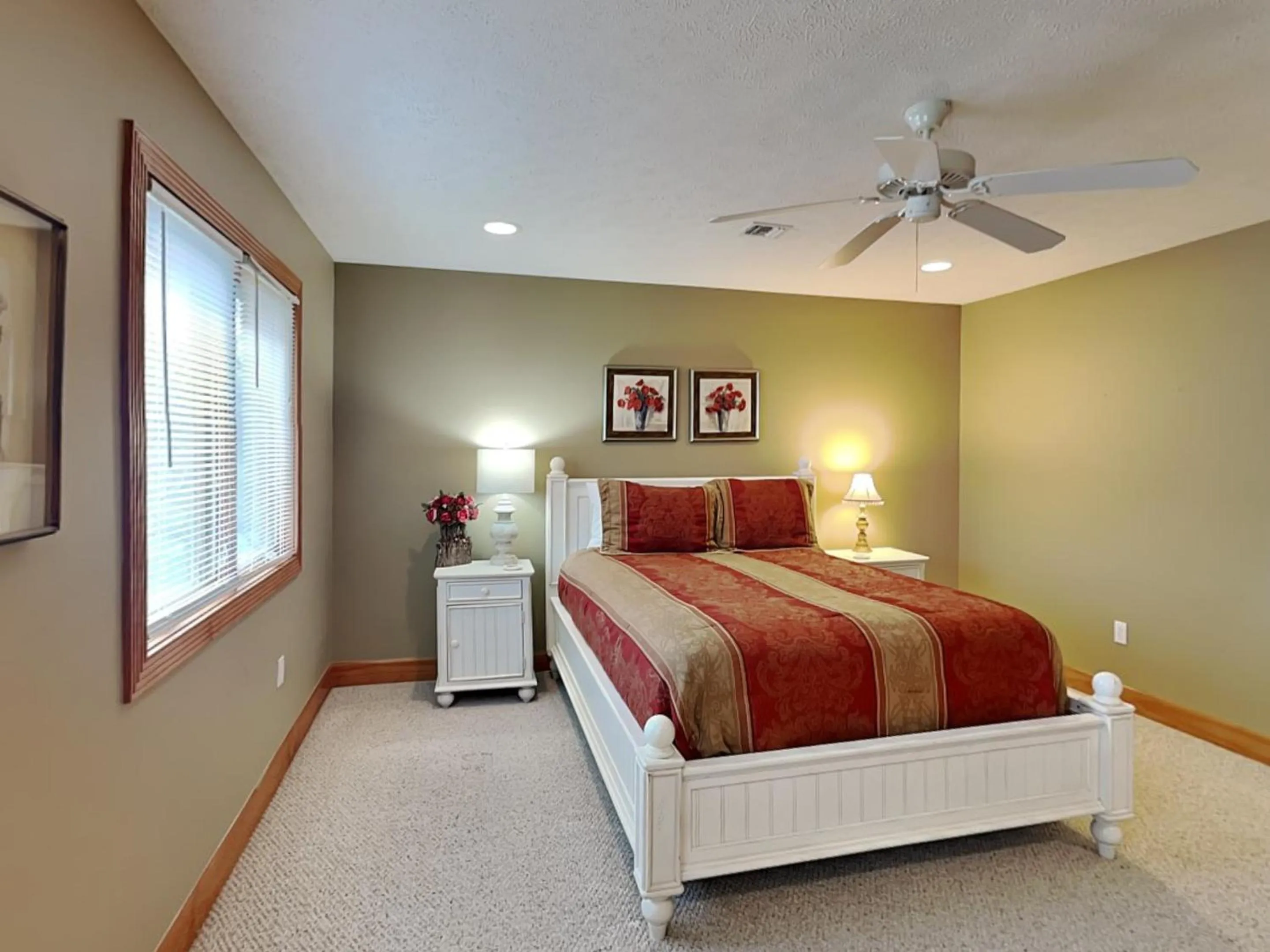 Bed in Marsh Run Cove