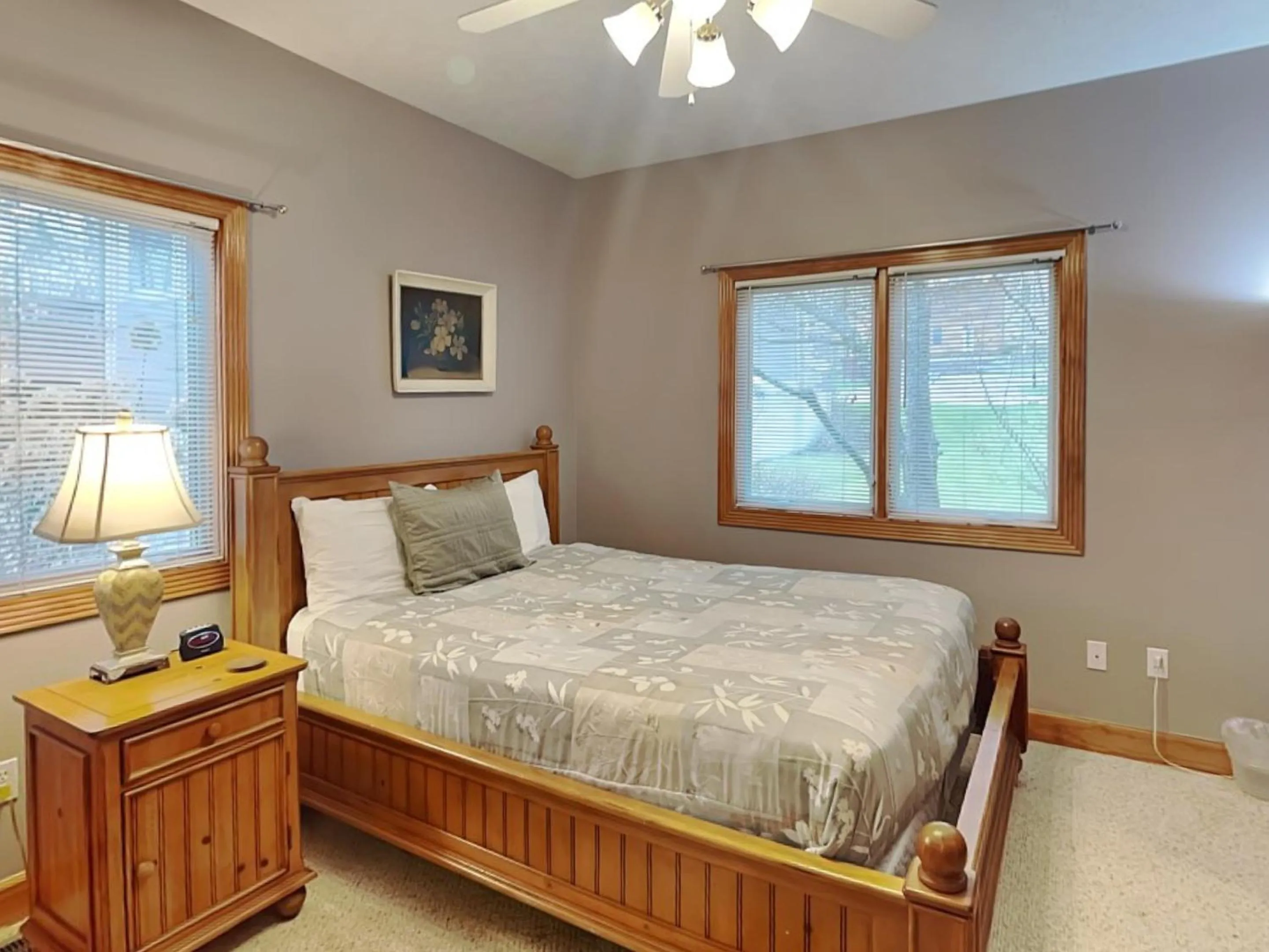 Bed in Marsh Run Cove