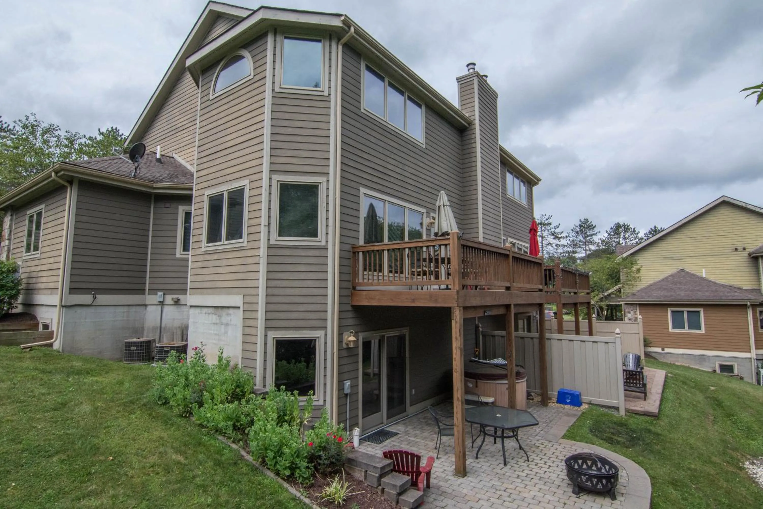 Property building in Marsh Run Cove
