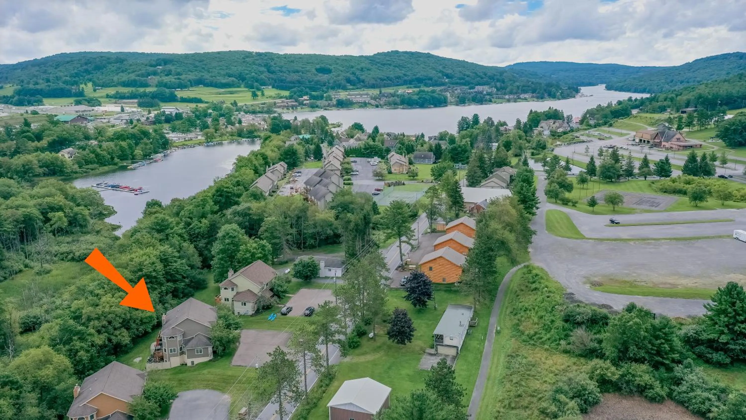 Property building in Marsh Run Cove