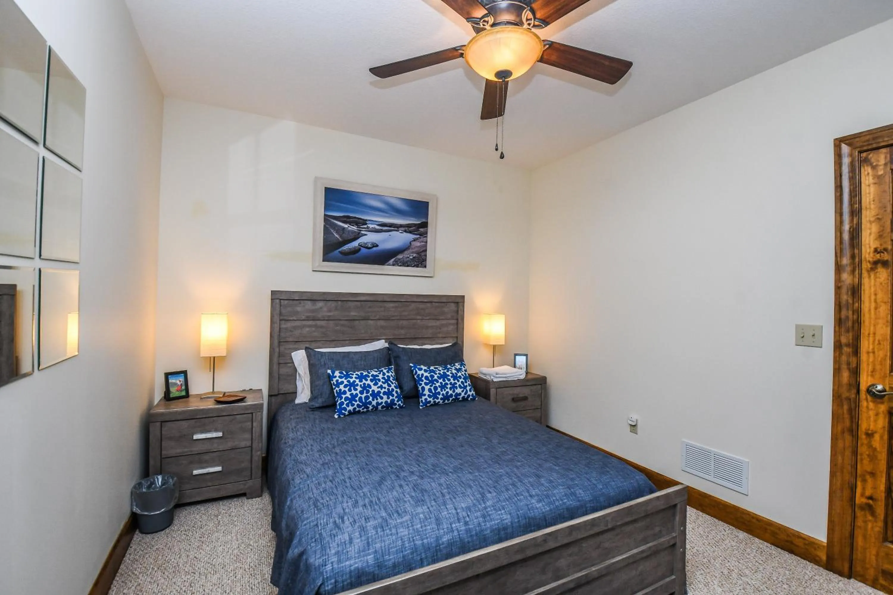 Property building, Bed in Eagles Rest