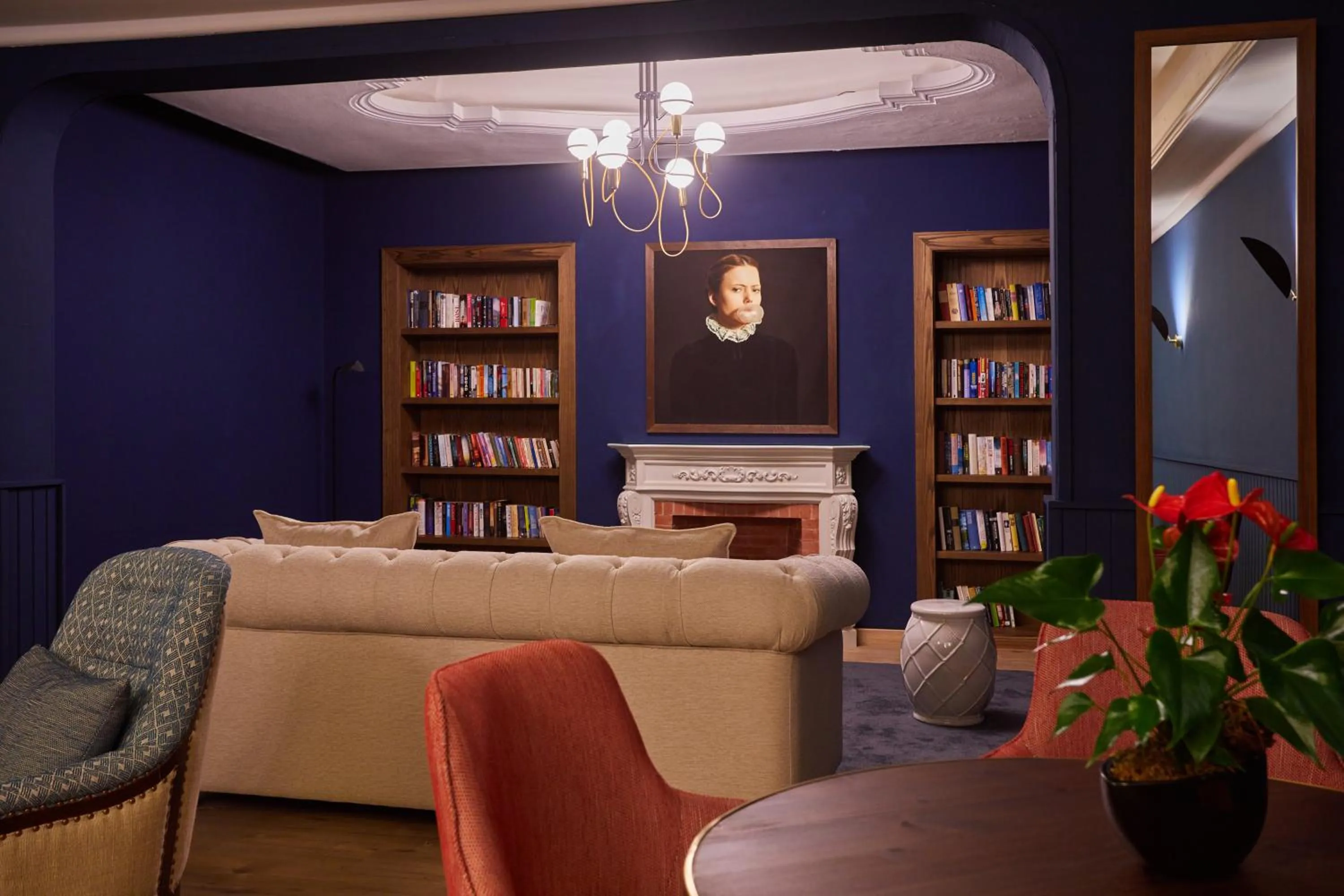 Library in Secrets Mallorca Villamil Resort & Spa - Adults Only (+18)