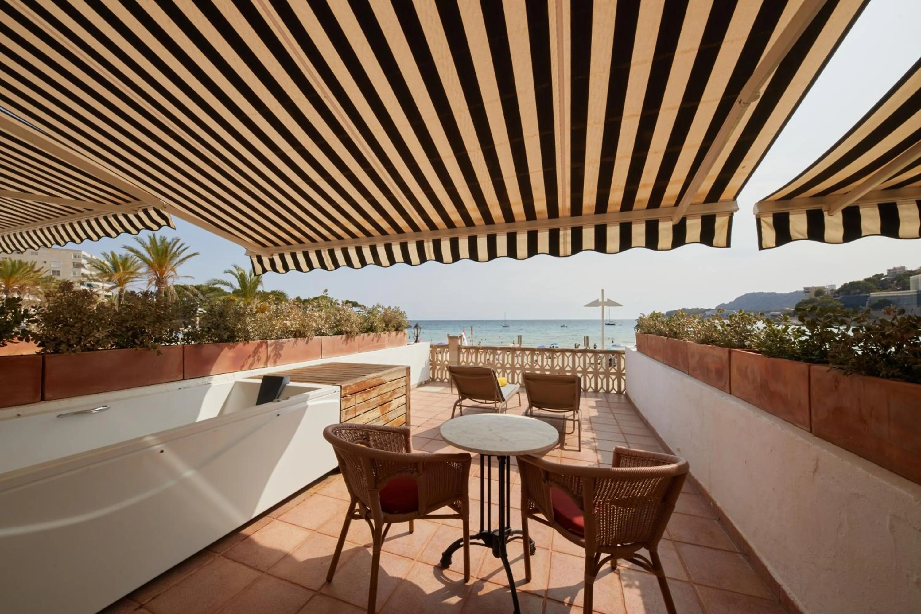 Patio in Secrets Mallorca Villamil Resort & Spa - Adults Only (+18)