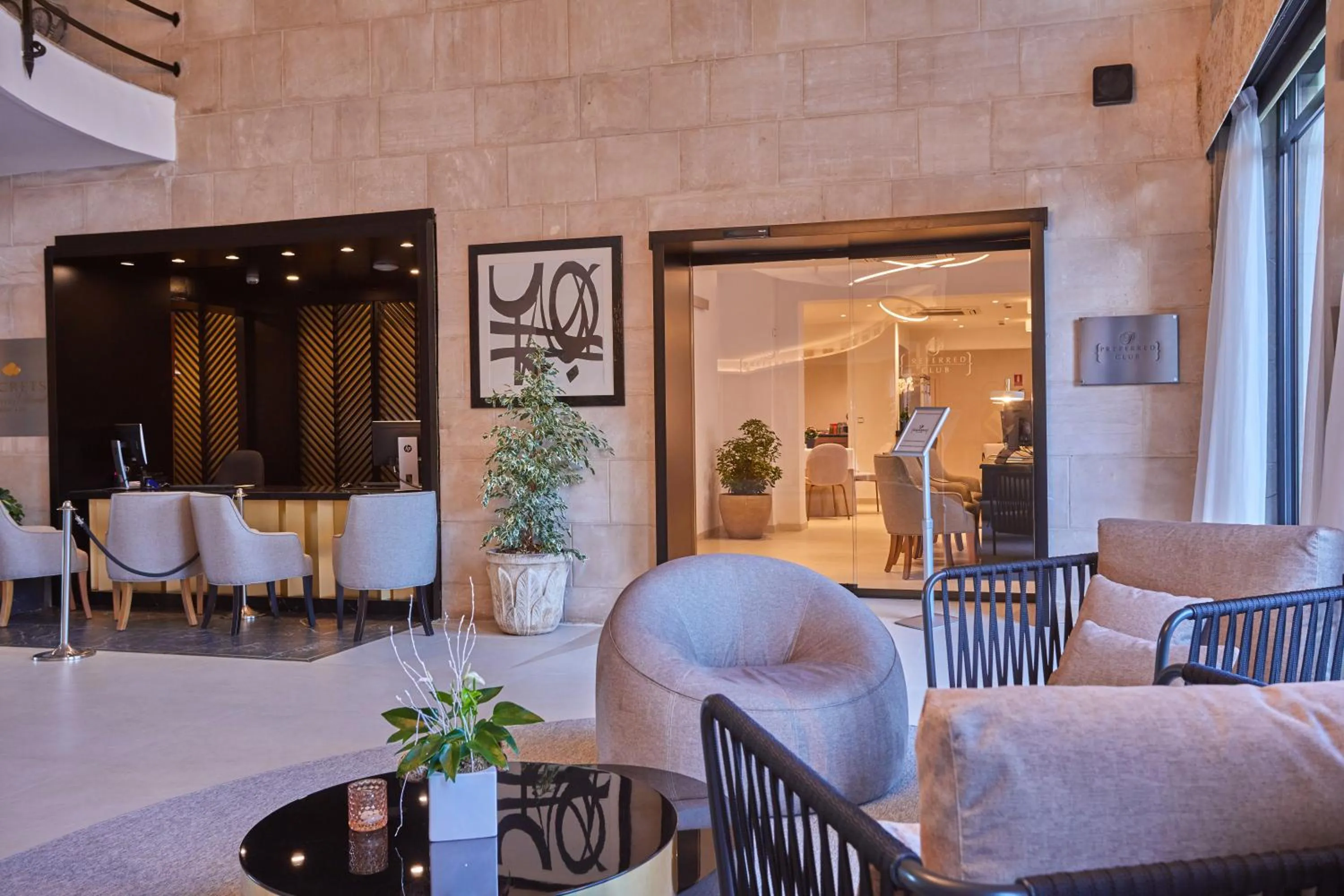 Lobby or reception in Secrets Mallorca Villamil Resort & Spa - Adults Only (+18)