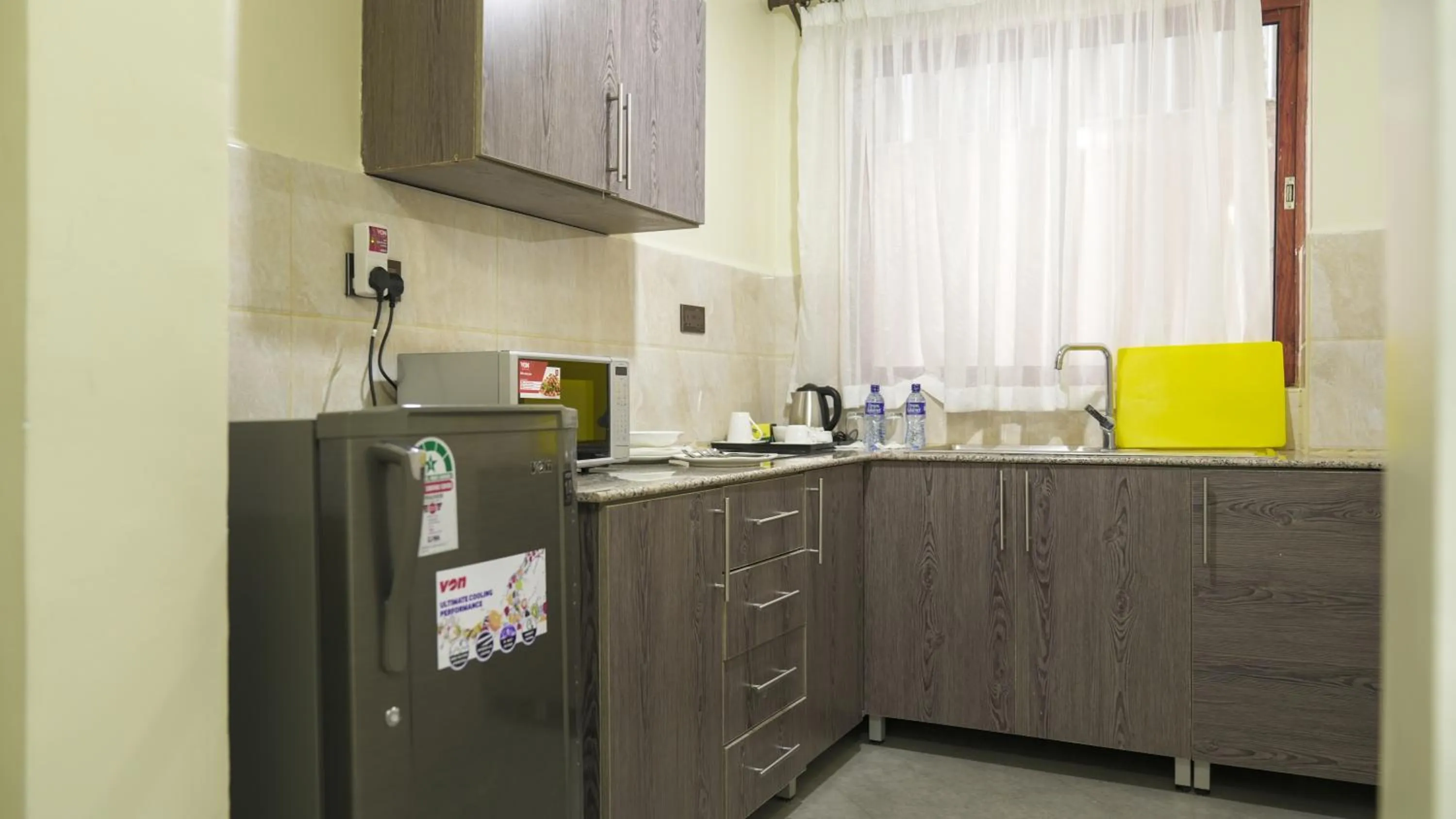 Kitchen or kitchenette in Lantern Serviced Apartments