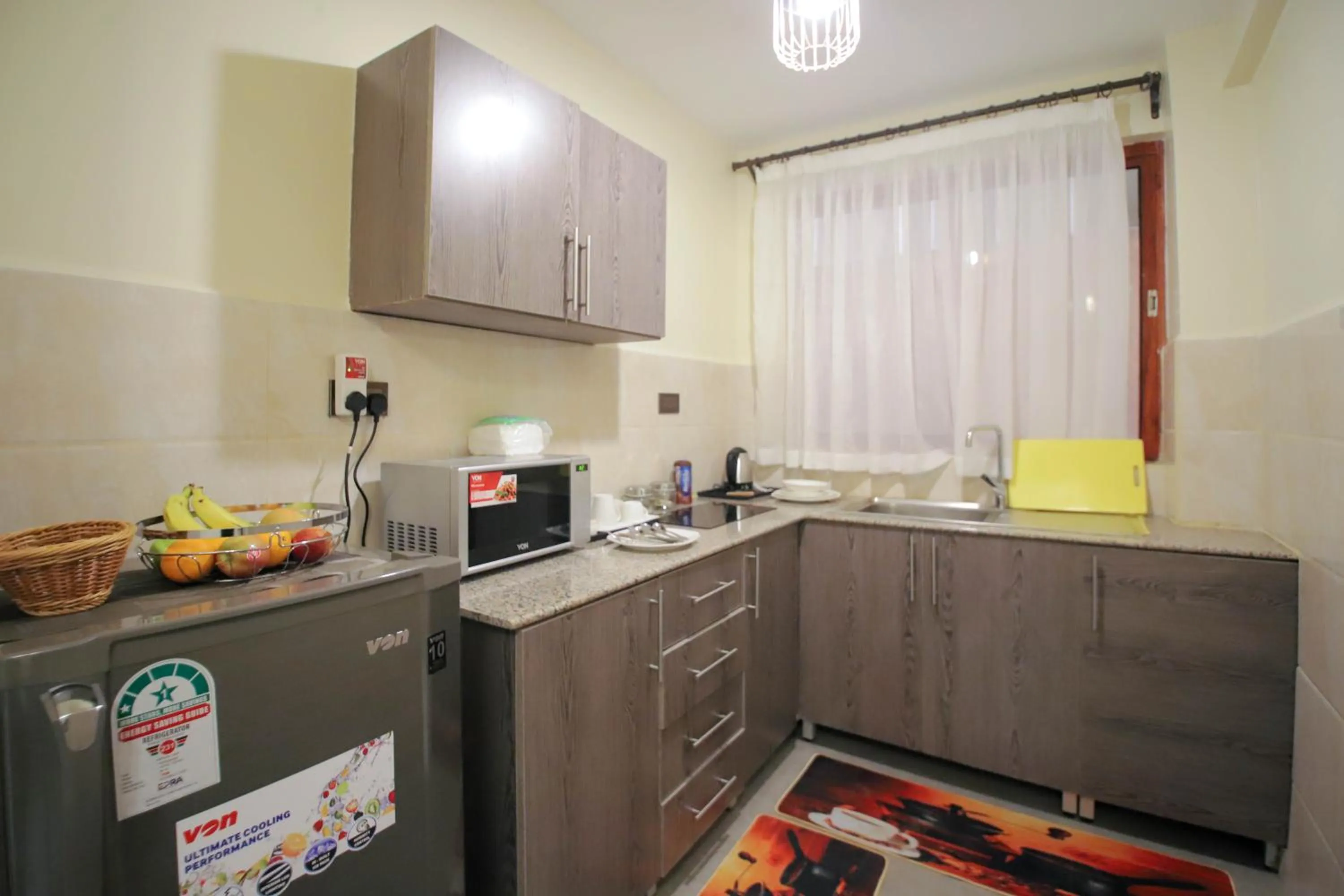 Kitchen or kitchenette in Lantern Serviced Apartments