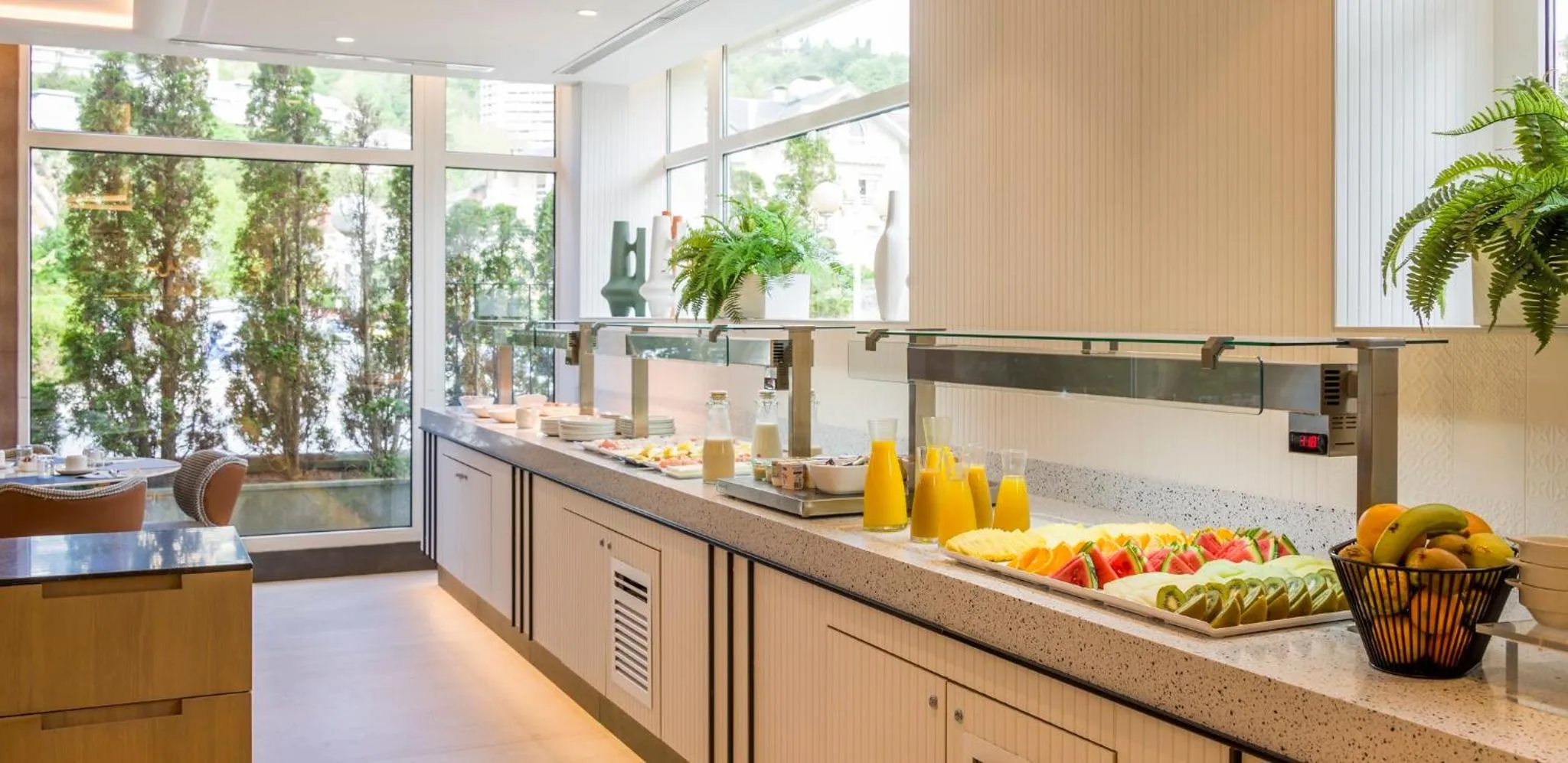 Buffet breakfast in Hotel Ilunion San Sebastián