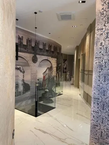 Property building in LeNotti Verona