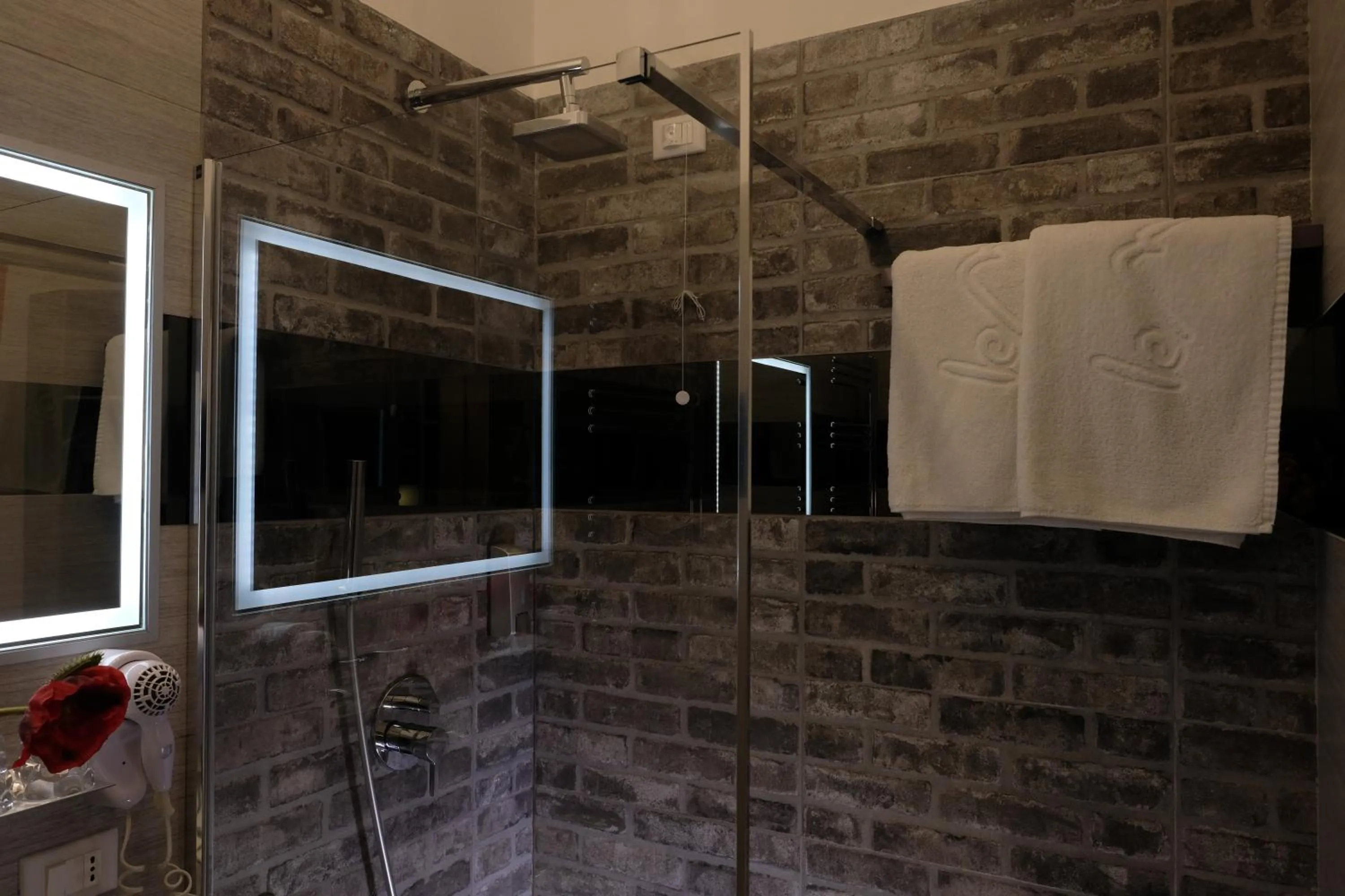 Shower in LeNotti Verona