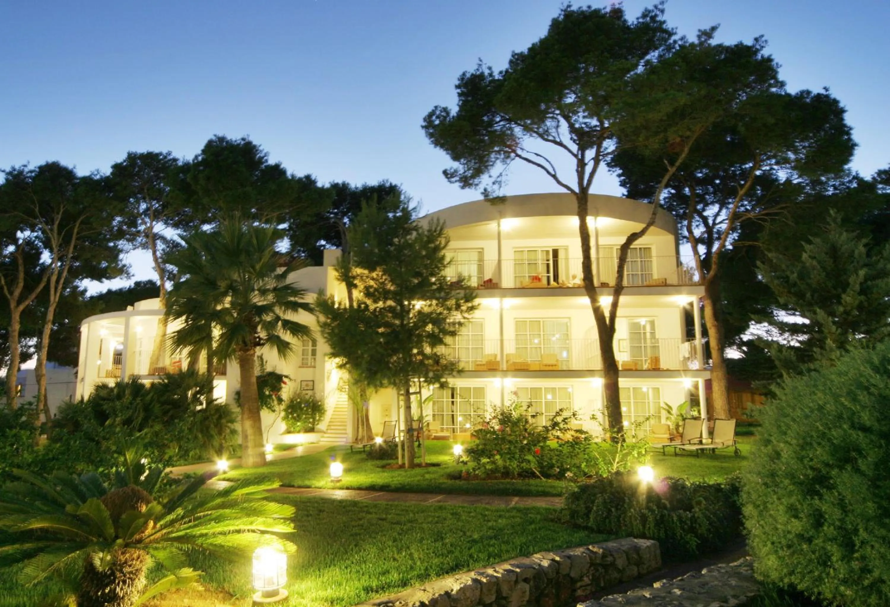 Garden in Melia Cala d'Or Boutique Hotel