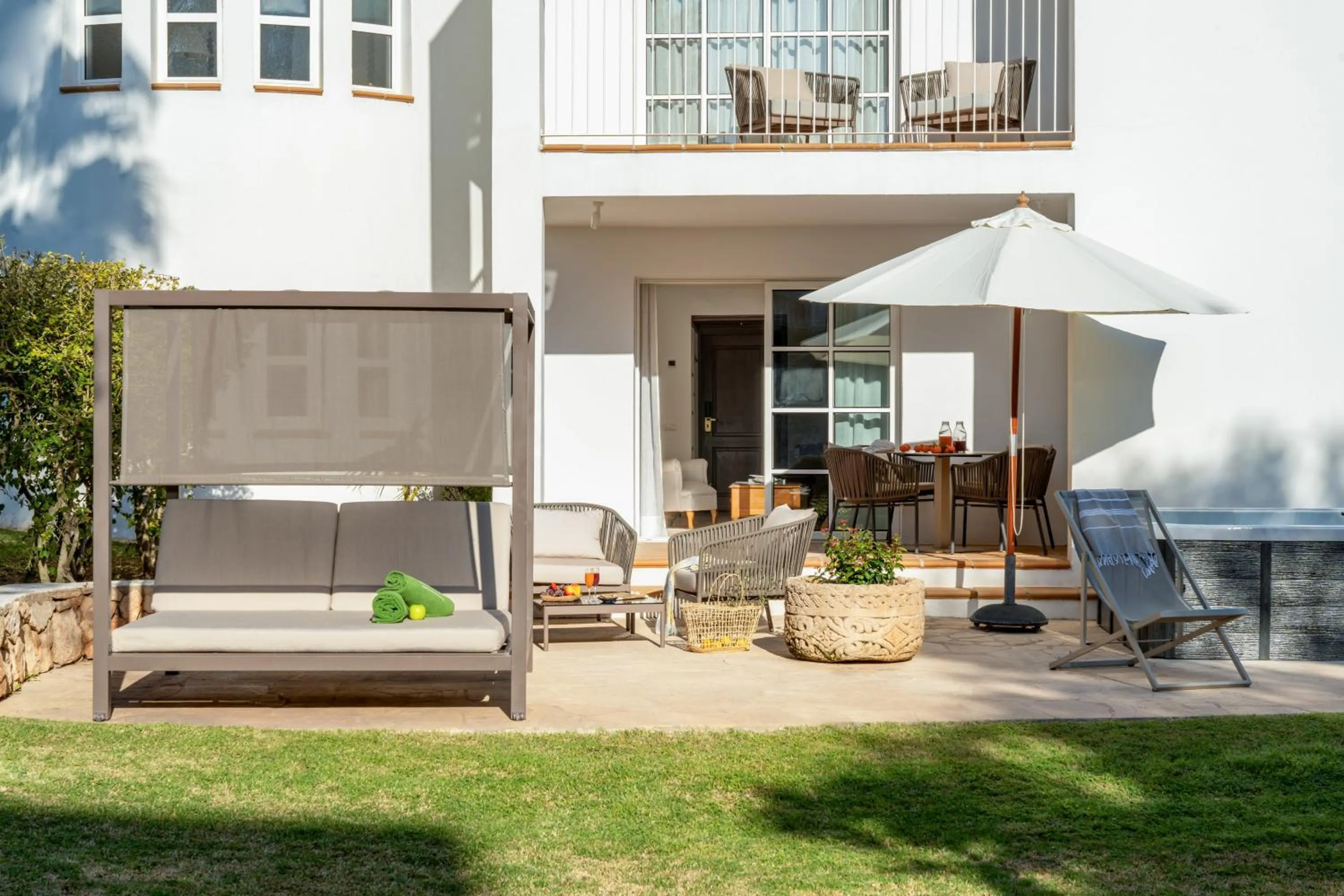 Garden in Melia Cala d'Or Boutique Hotel