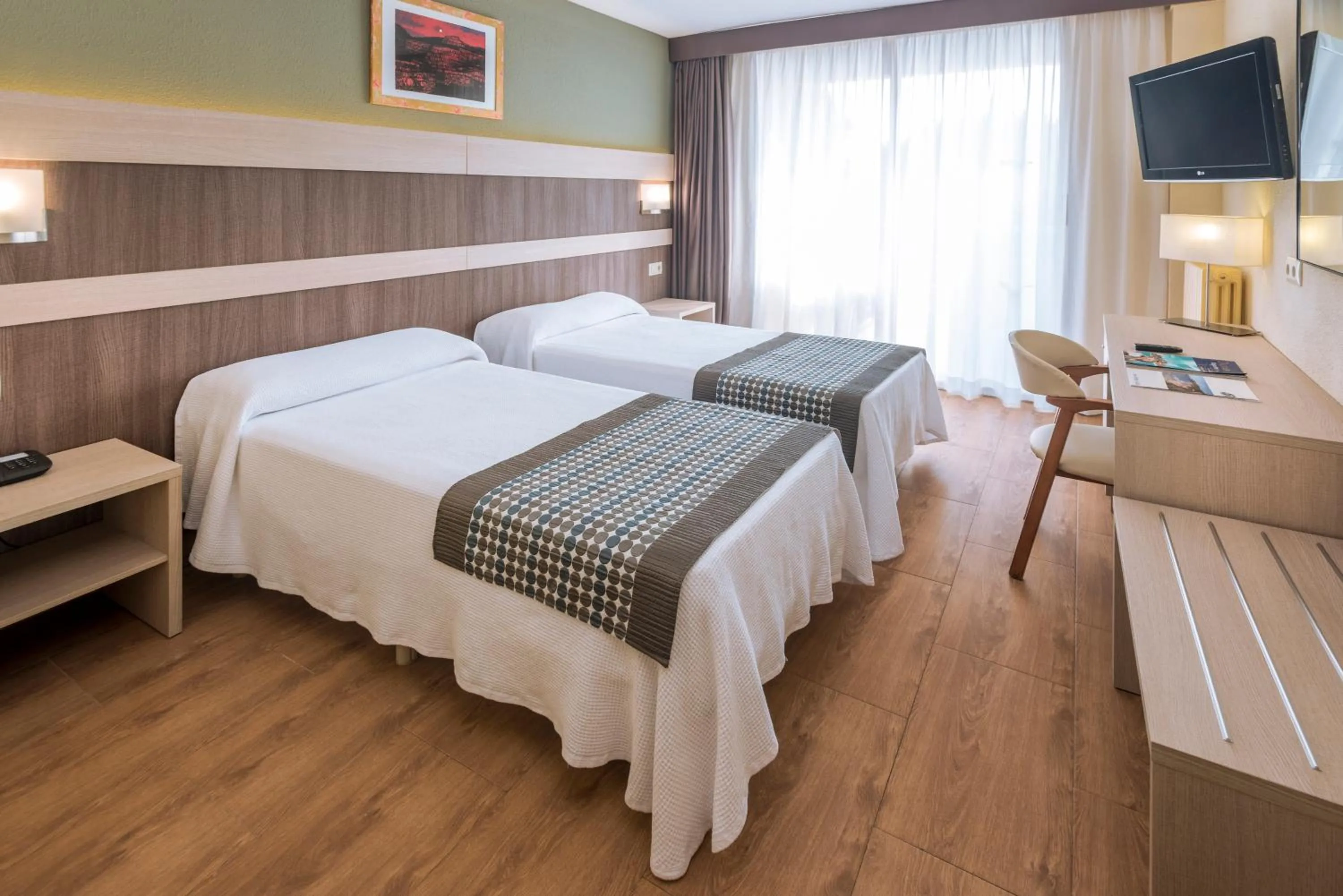 Photo of the whole room, Bed in 4R Playa Park