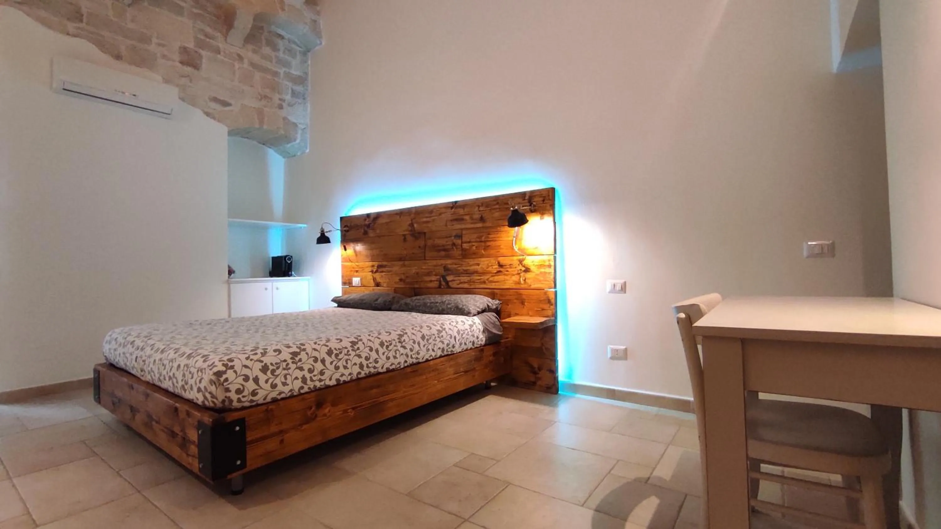 Bedroom, Bed in ''B&B Santa Rita Corato fitta camere''