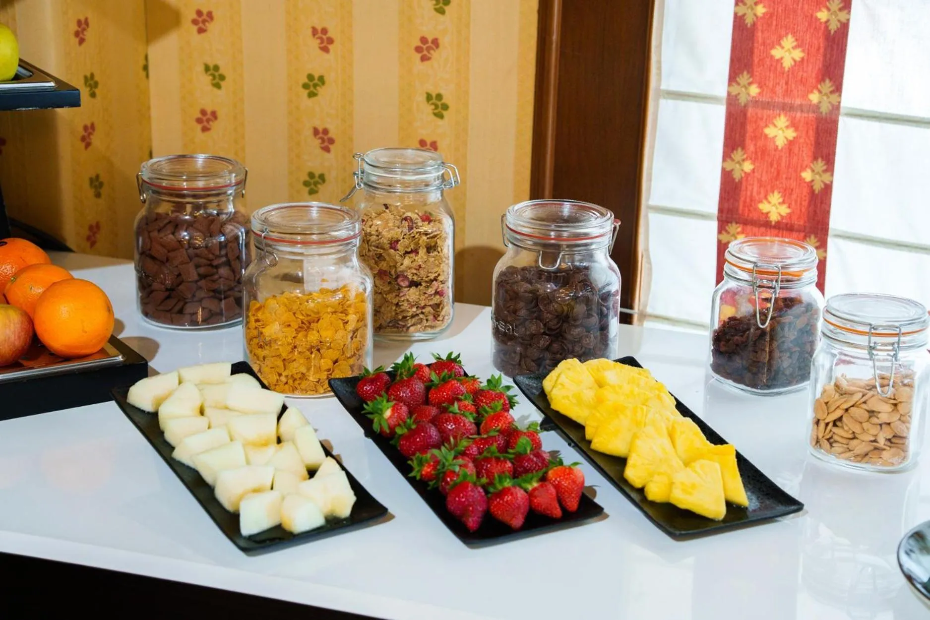 Buffet breakfast in Hotel Rey Arturo Burgos