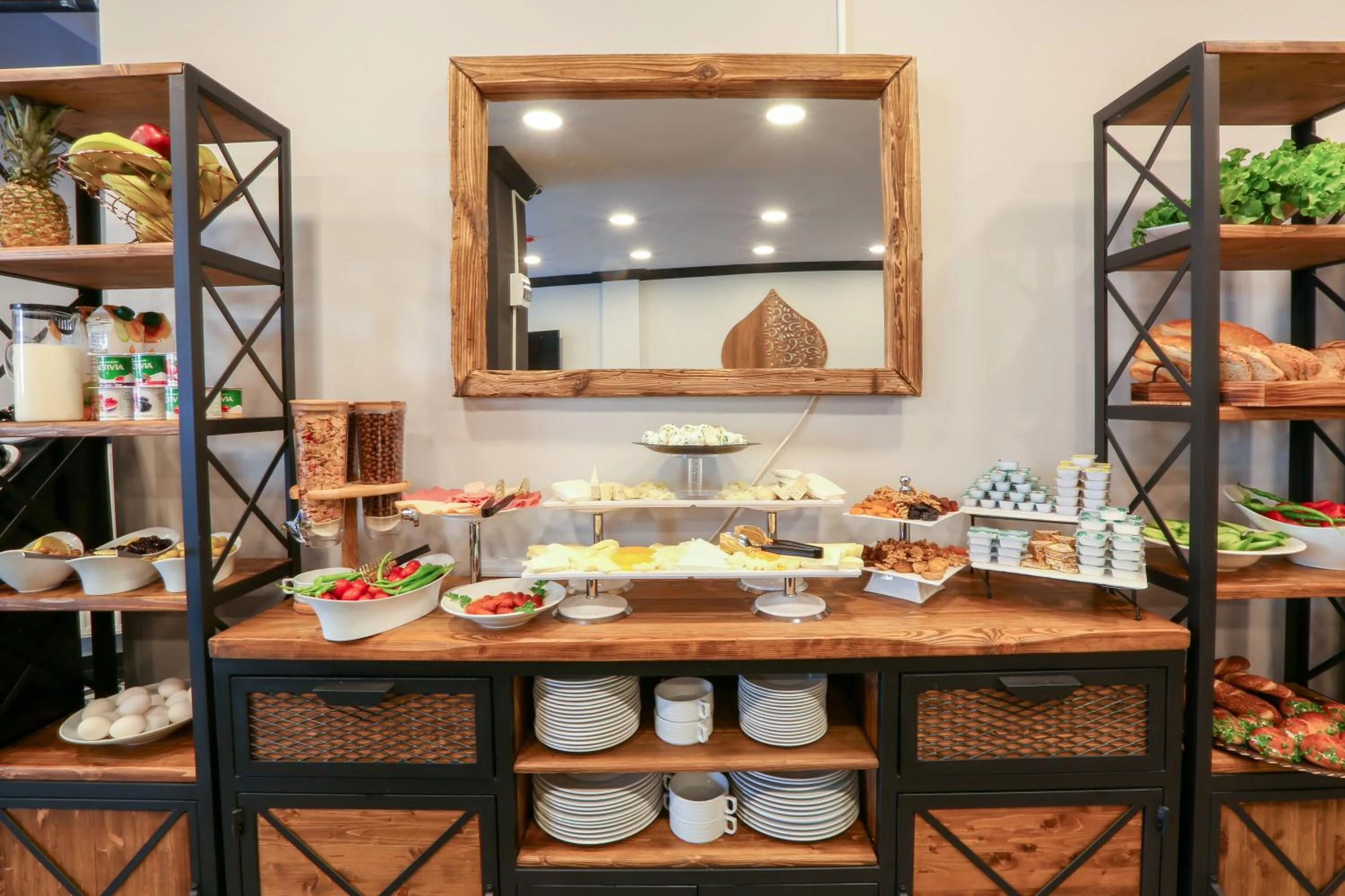 Buffet breakfast in MAÇA OTEL